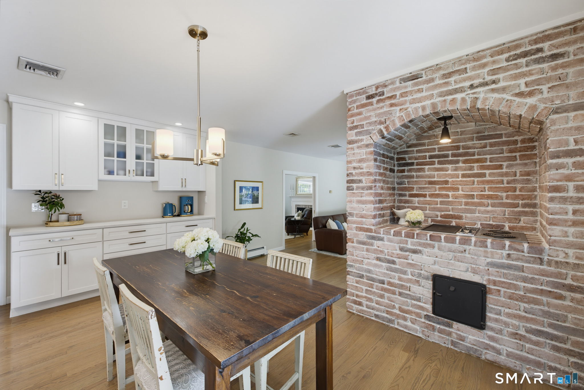 212 Cold Spring Road