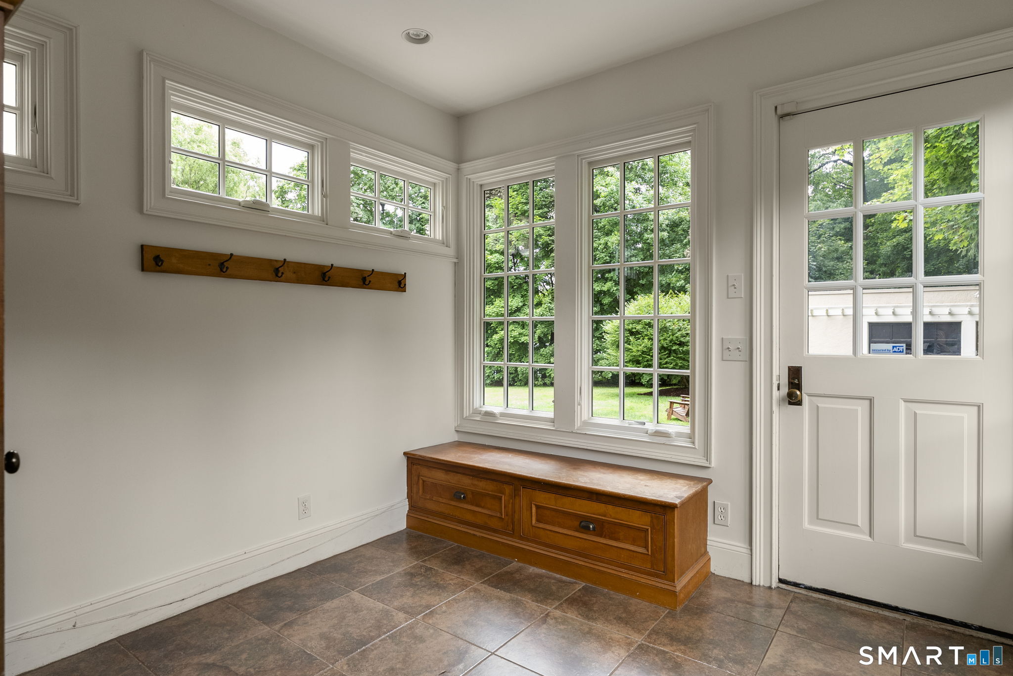 33 Sycamore Road