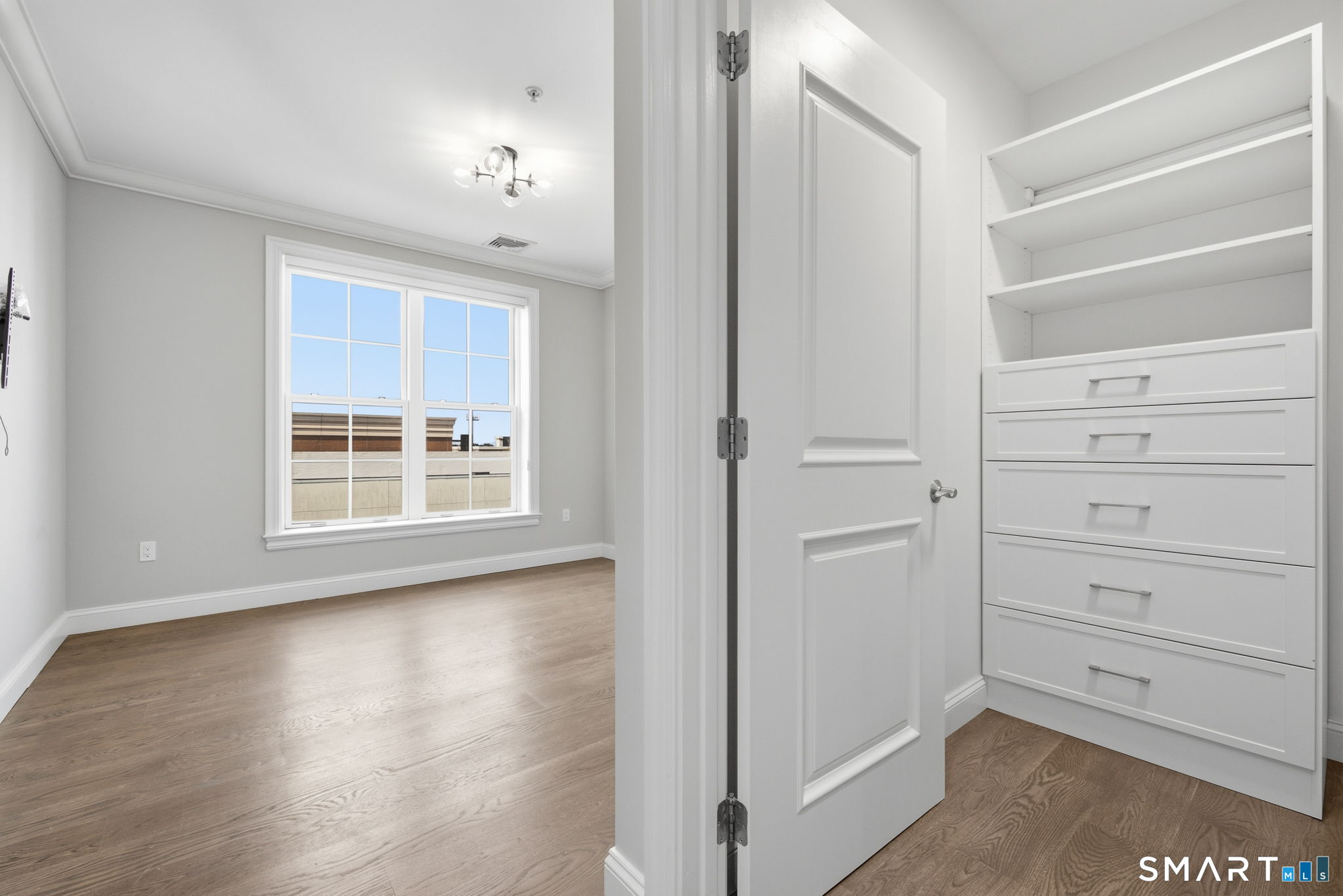 85 Memorial Road Unit: 411