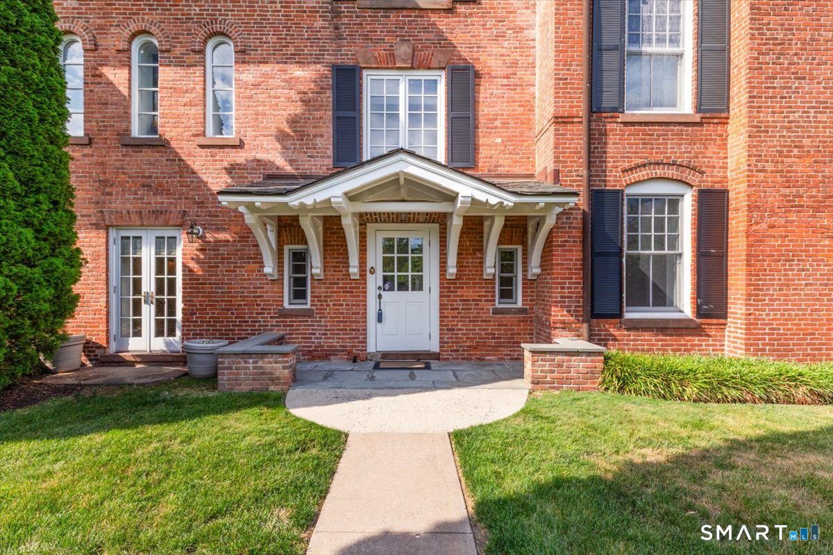 1280 Asylum Avenue Unit: 2B