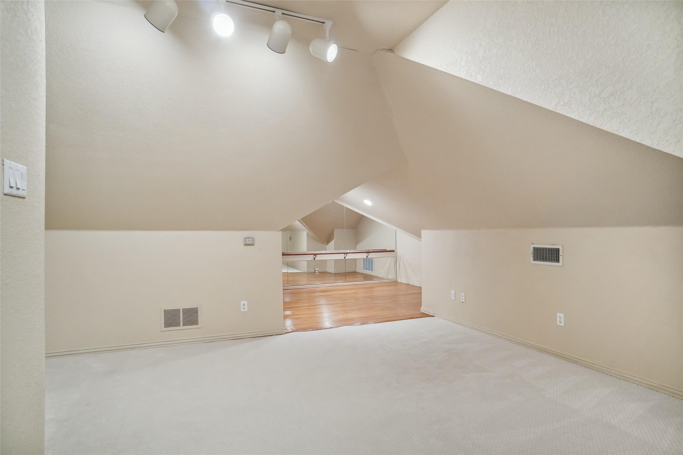 5405 Miramar Lane