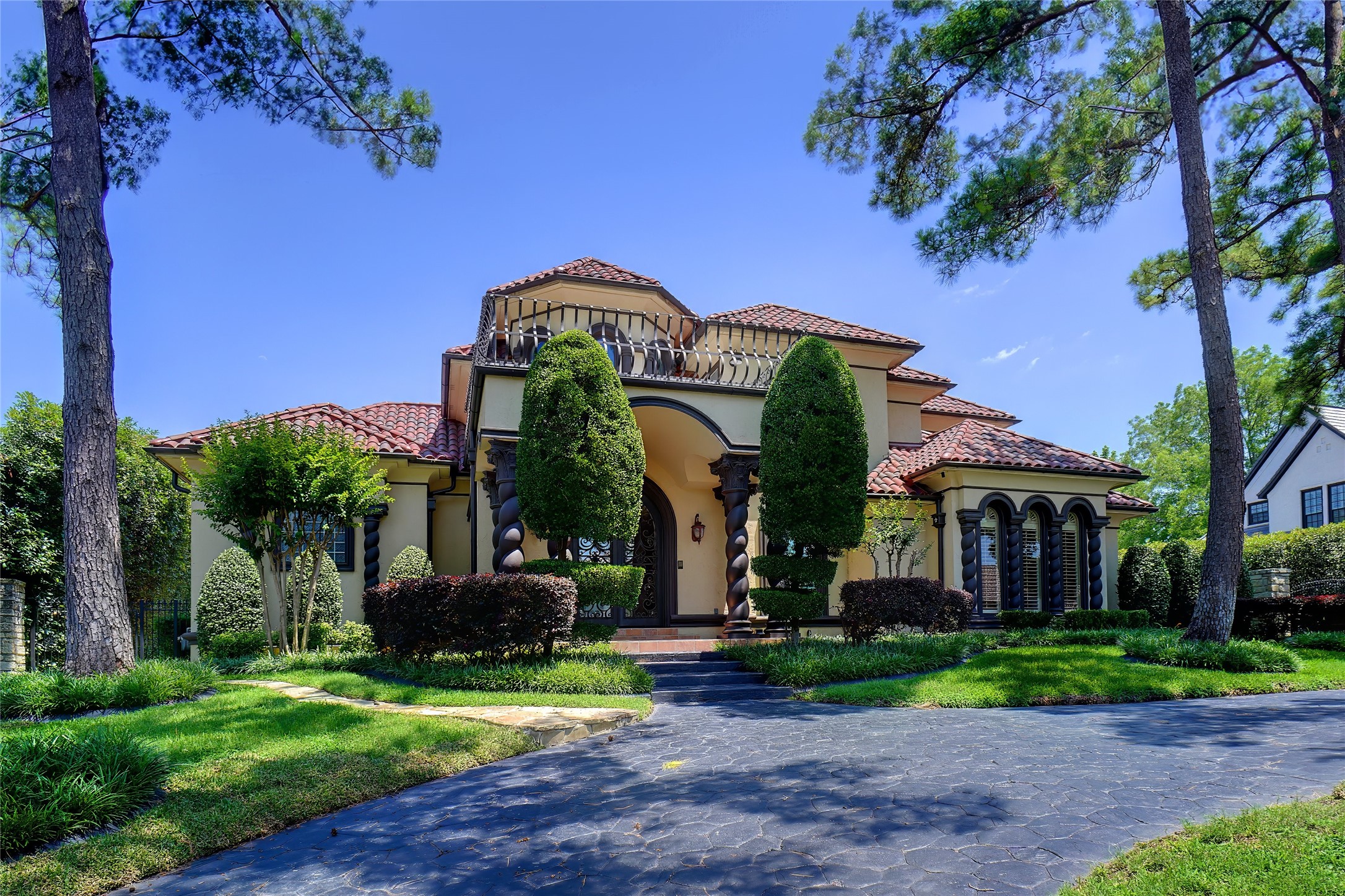 5405 Miramar Lane