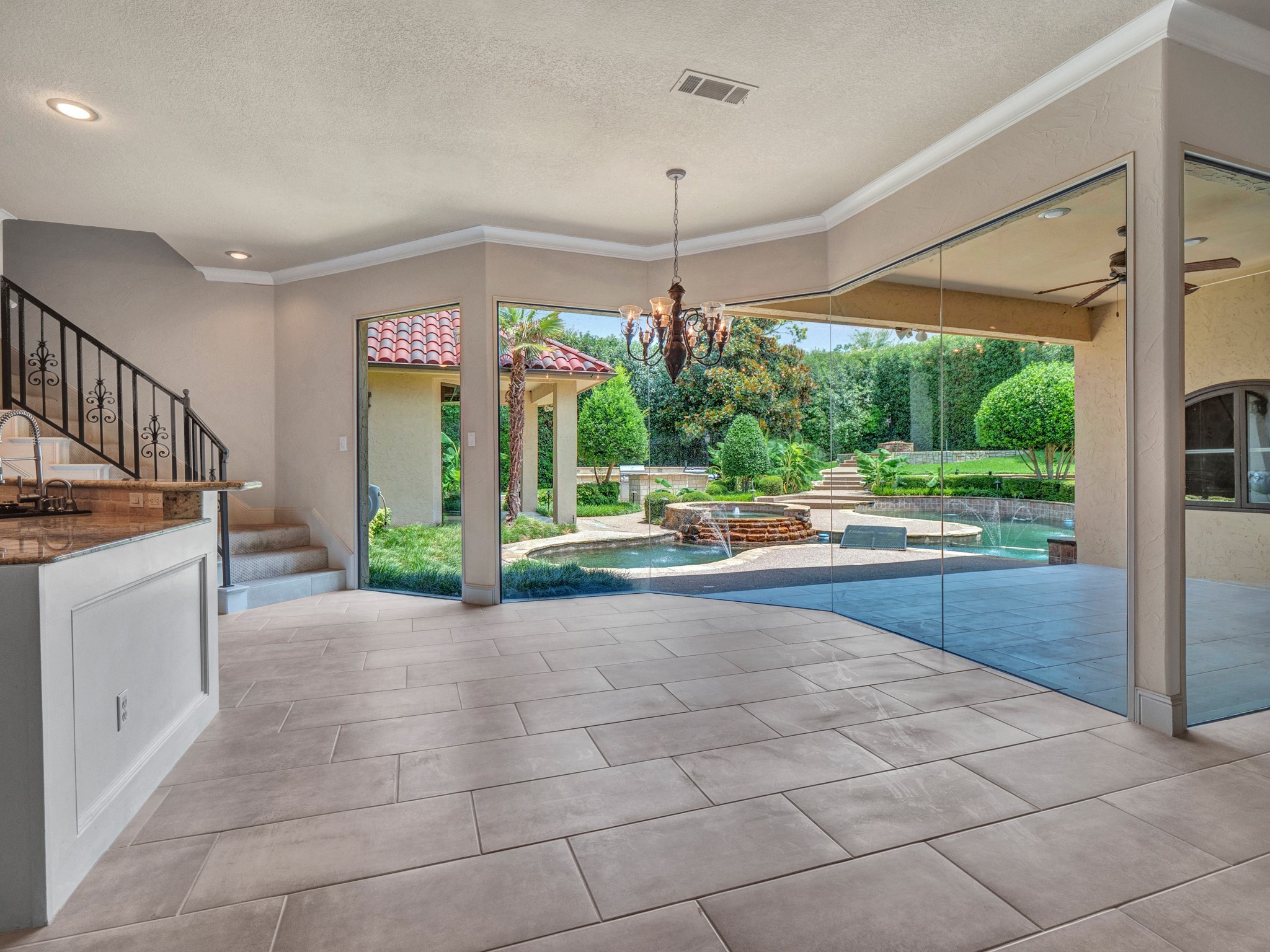 5405 Miramar Lane