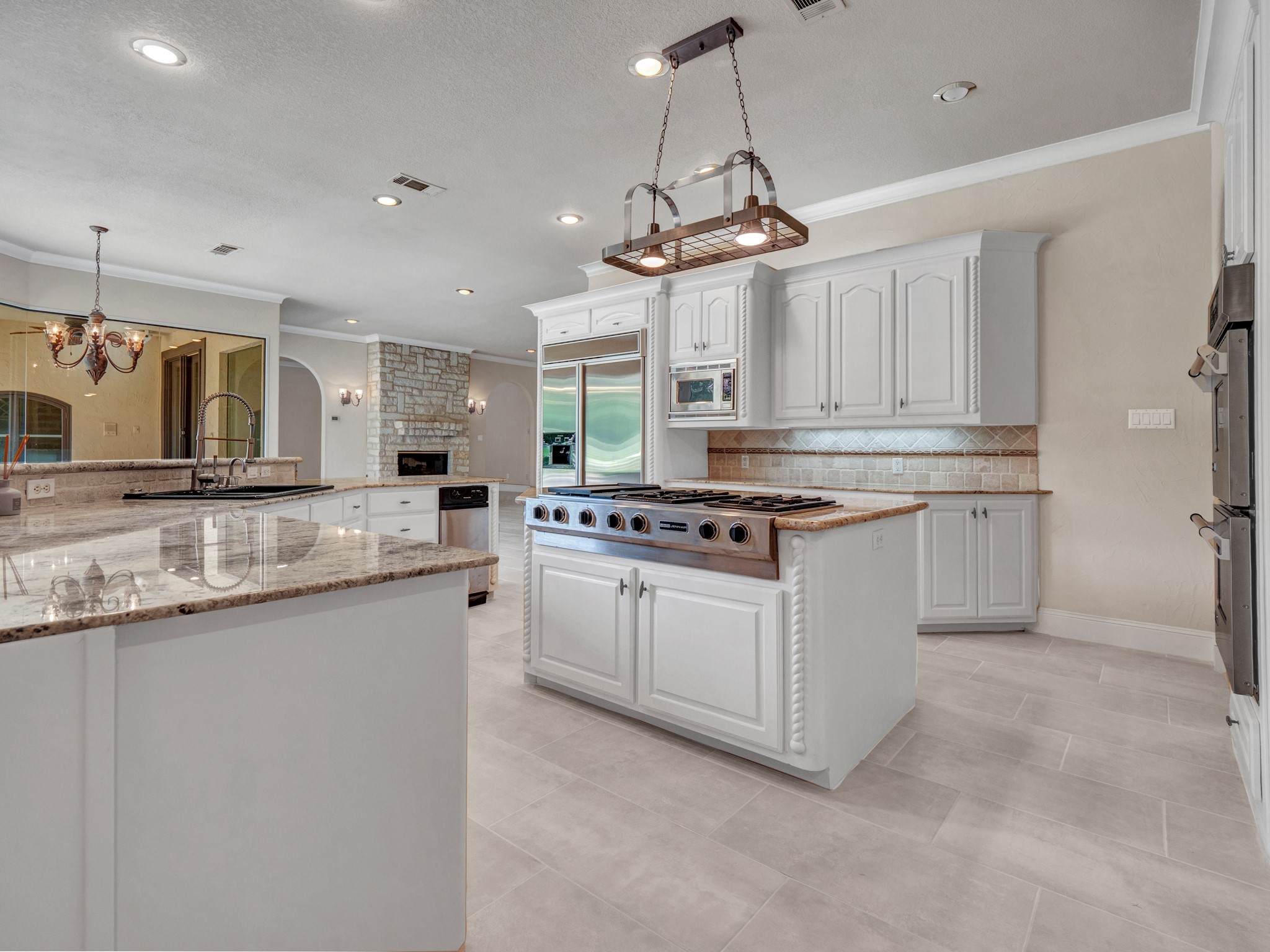 5405 Miramar Lane