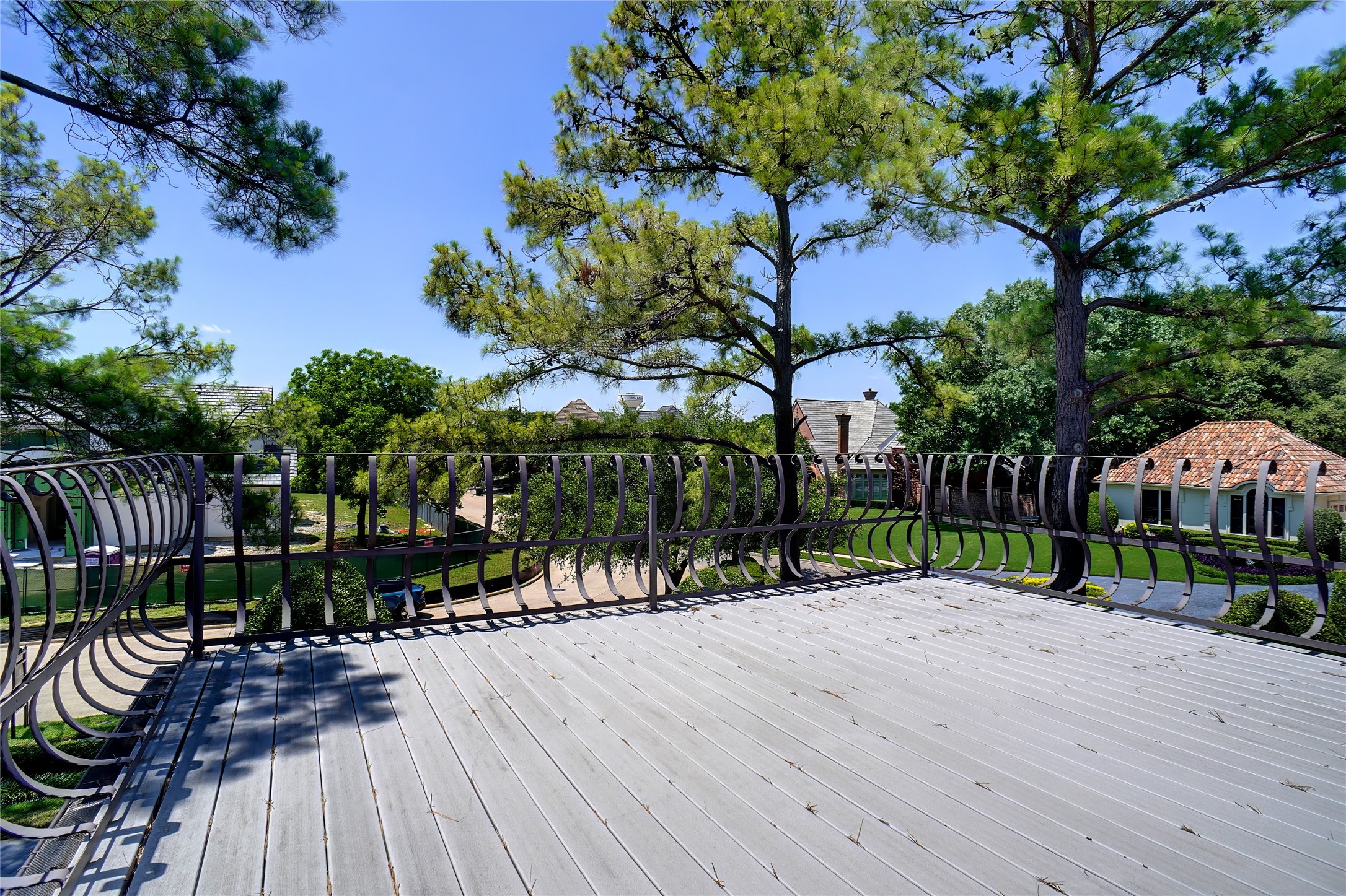5405 Miramar Lane