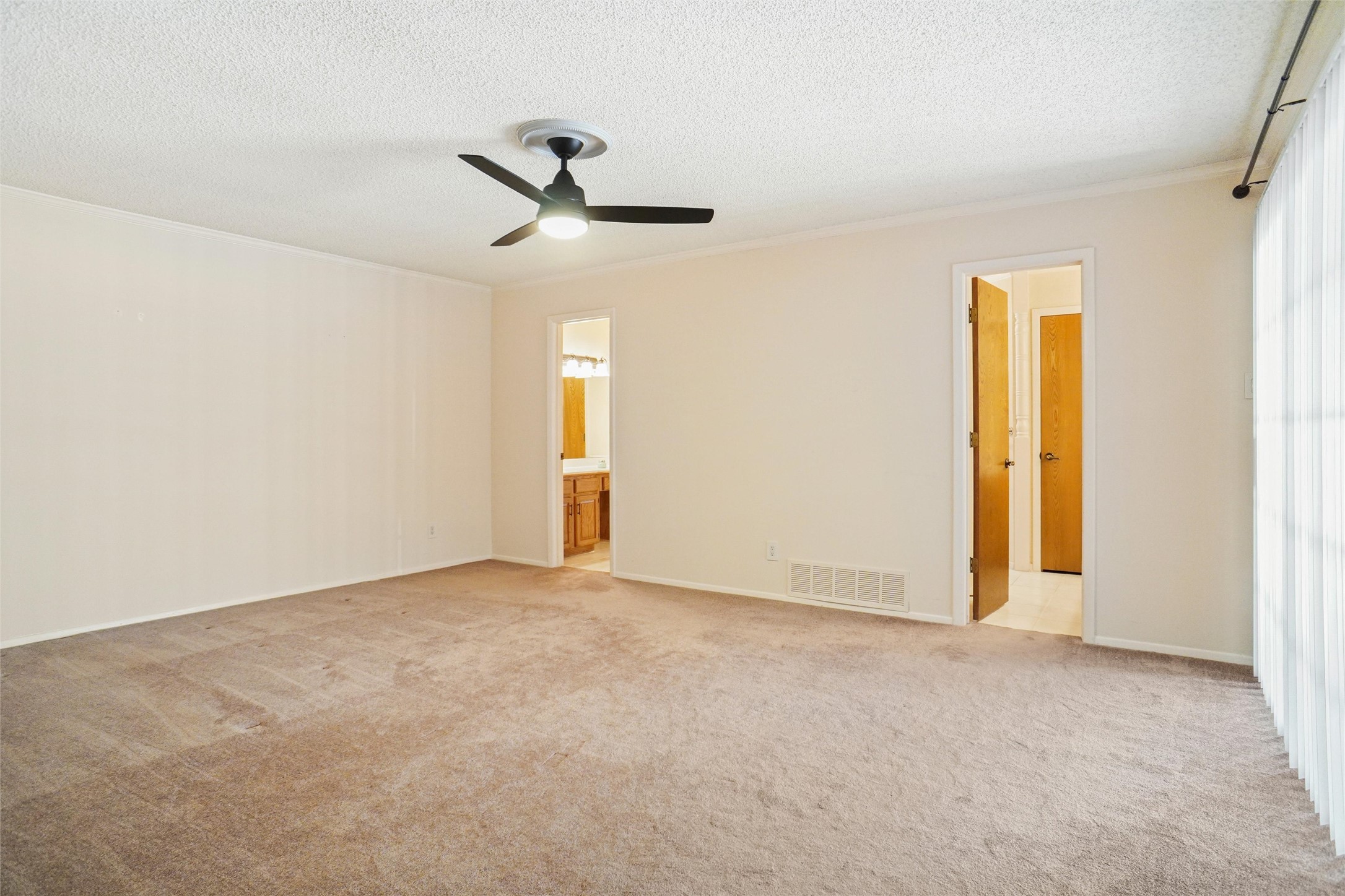 2028 Casa Loma Court