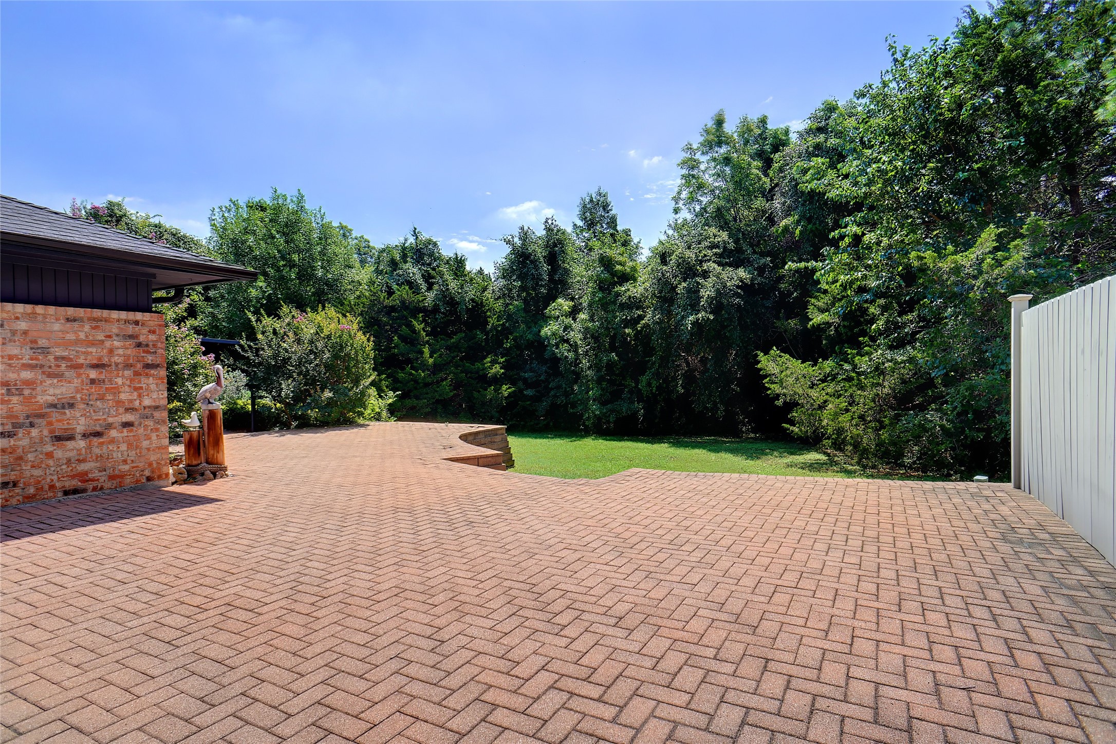 2028 Casa Loma Court