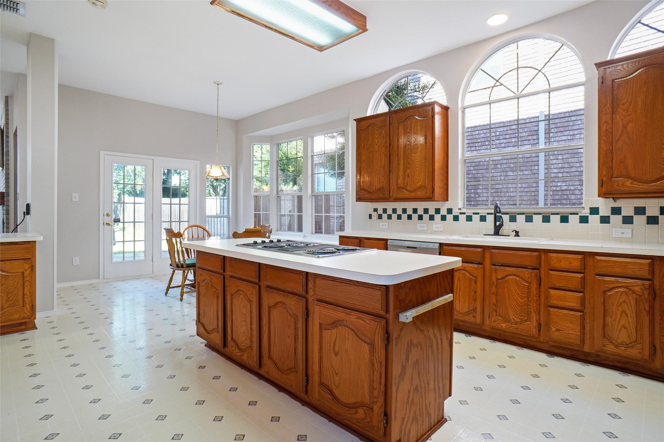 875 Tartan Trail