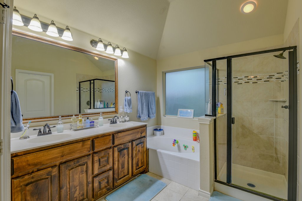 6000 Paddlefish Drive
