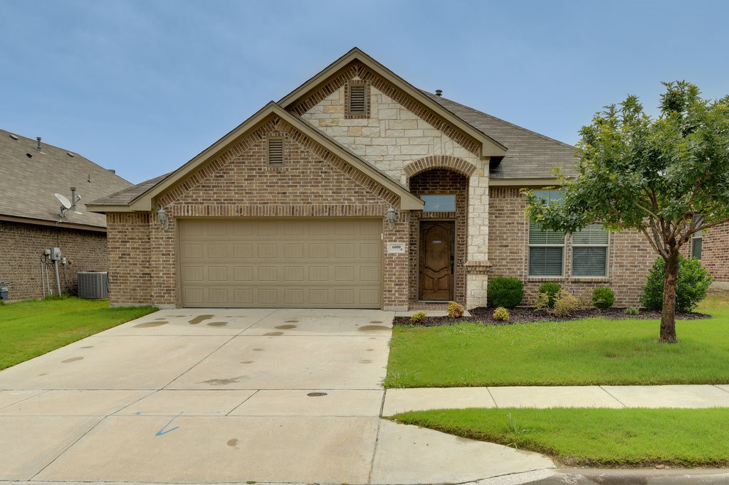 6000 Paddlefish Drive