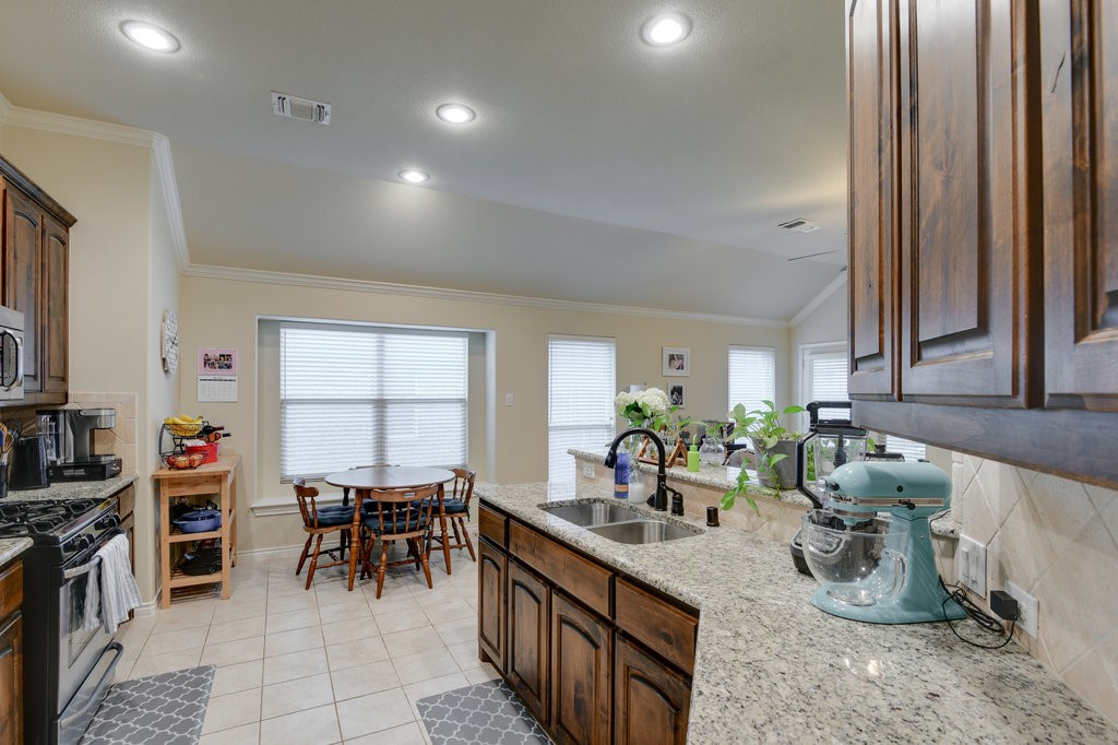 6000 Paddlefish Drive