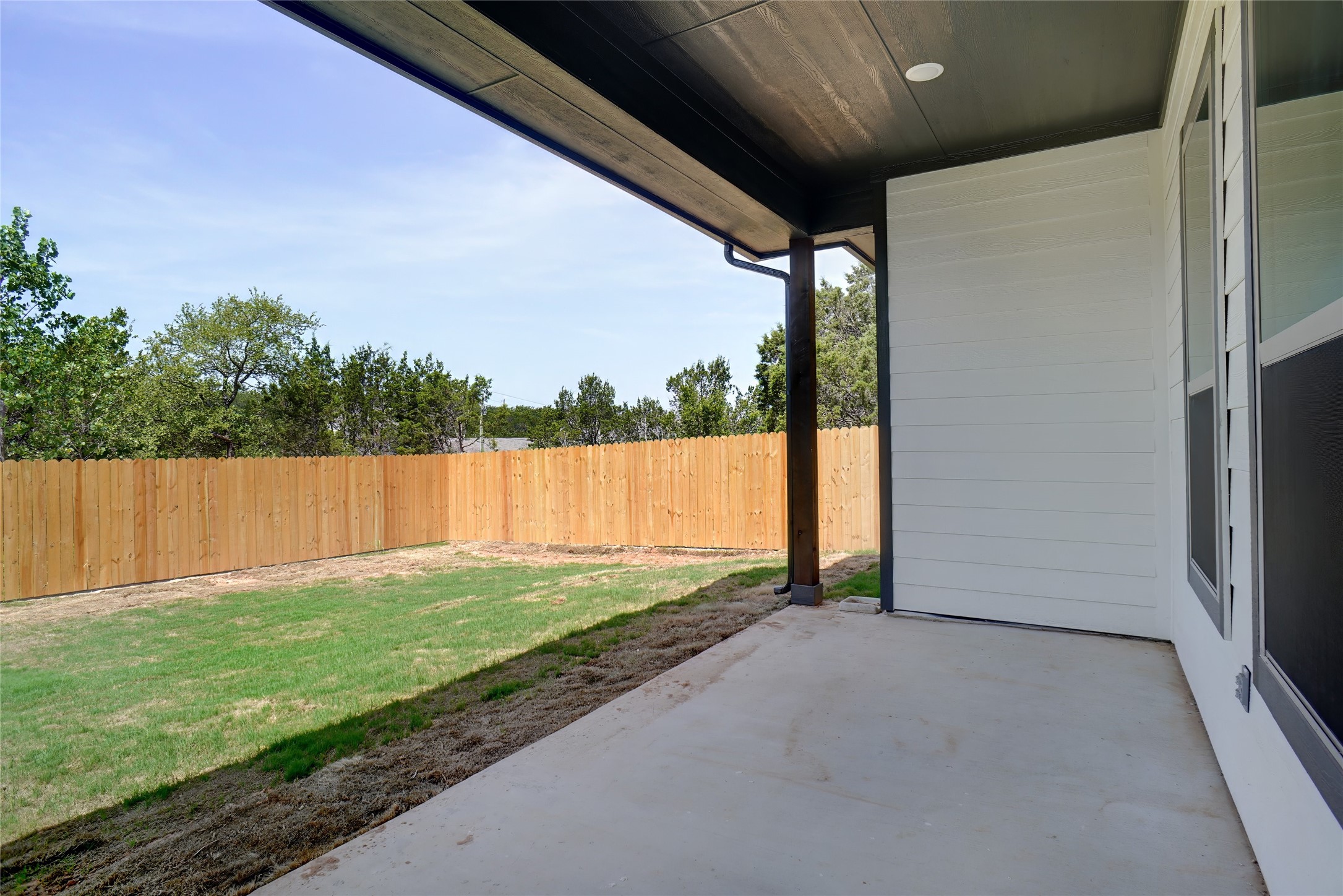 5806 Stonegate Circle