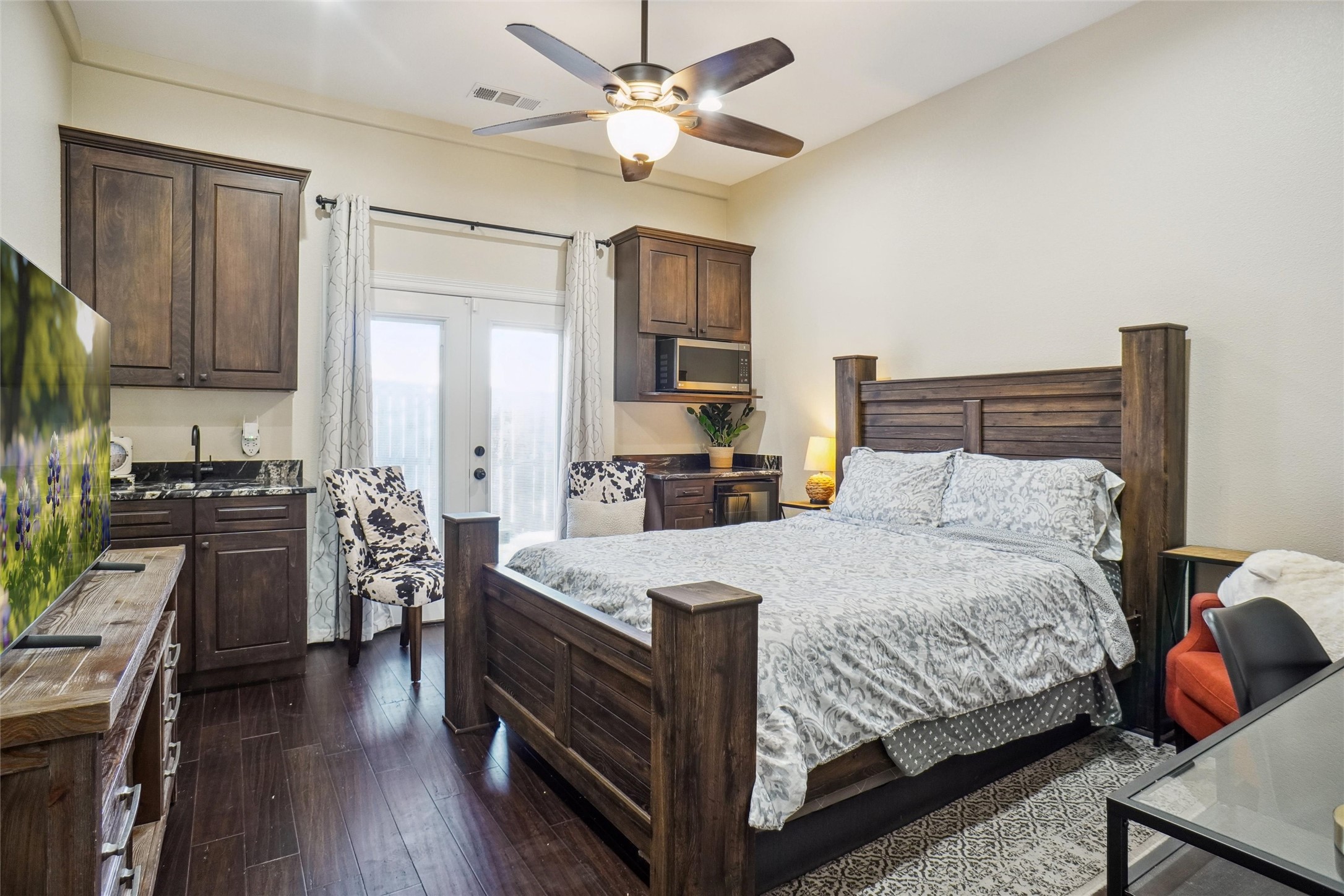 9033 Quarry Hill Court