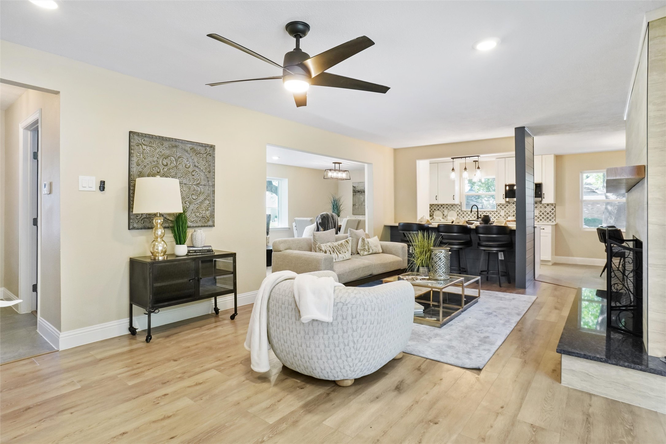 6109 Sul Ross Lane
