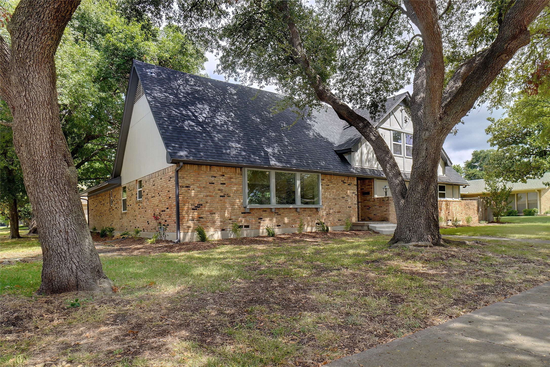 6109 Sul Ross Lane