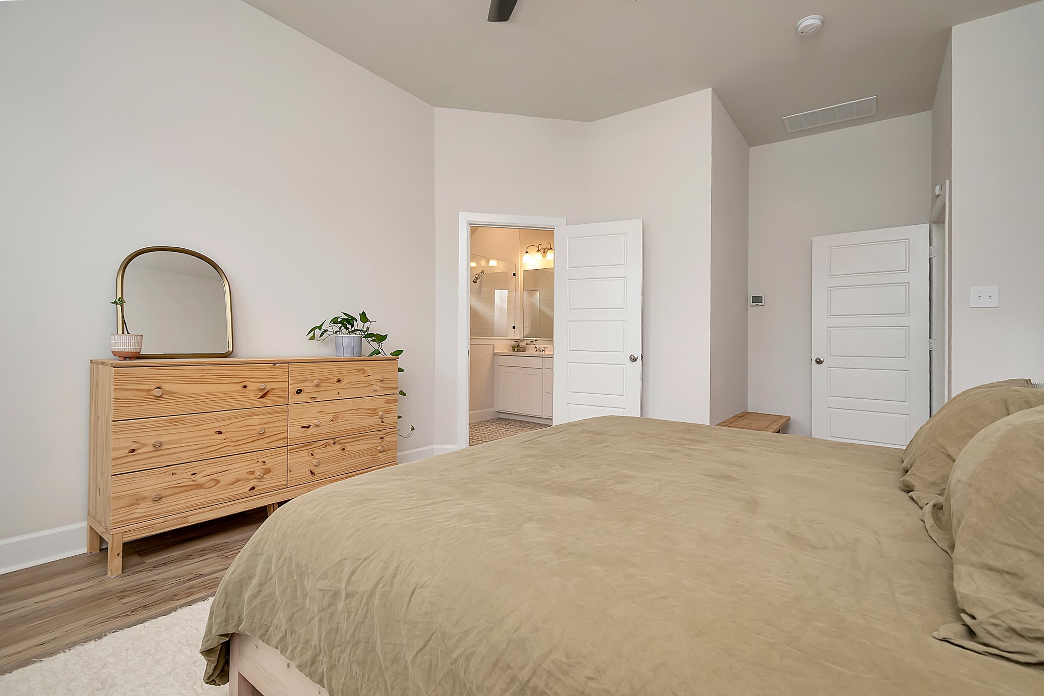 2425 Lazy Dog Lane
