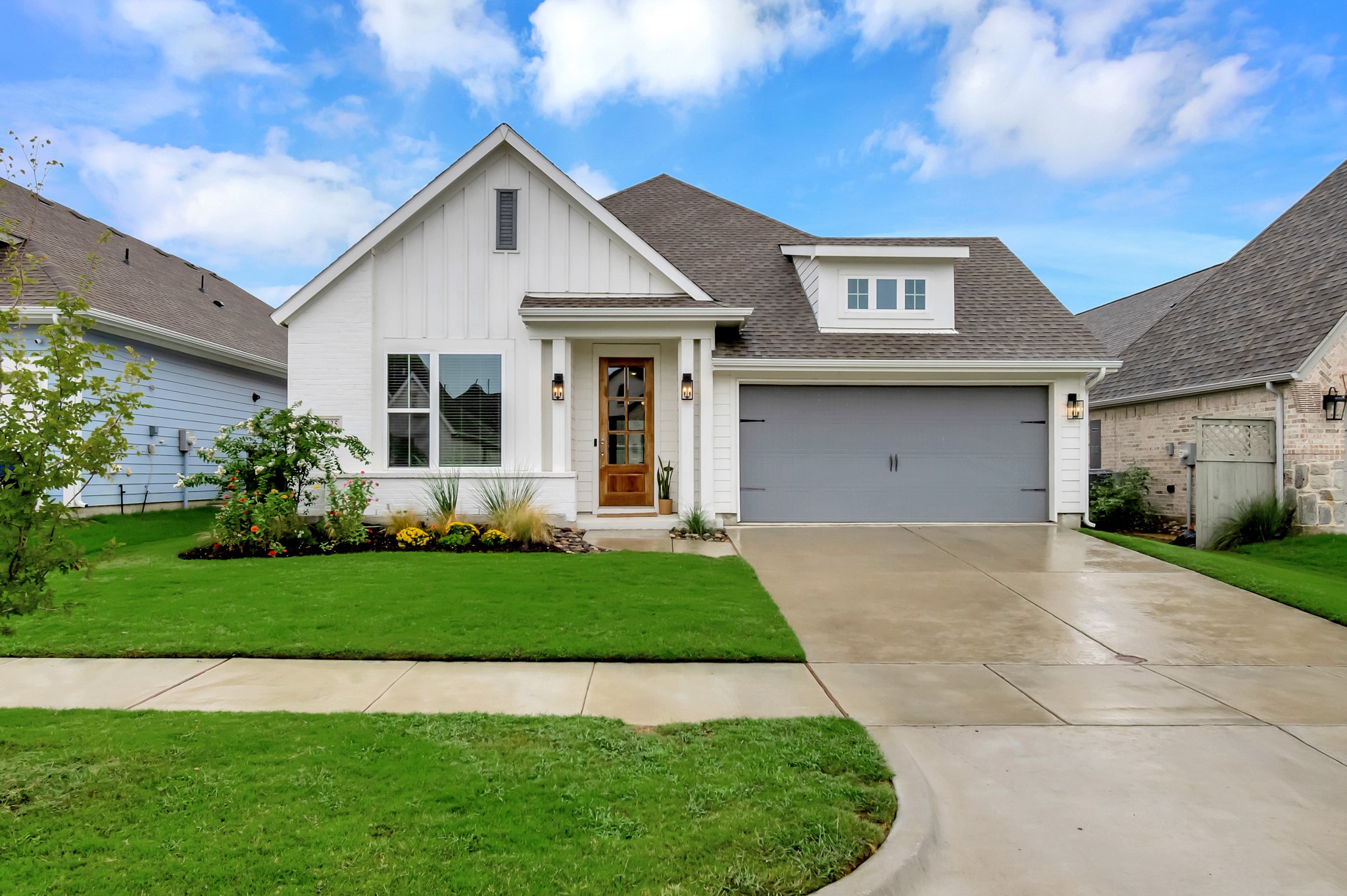 2425 Lazy Dog Lane