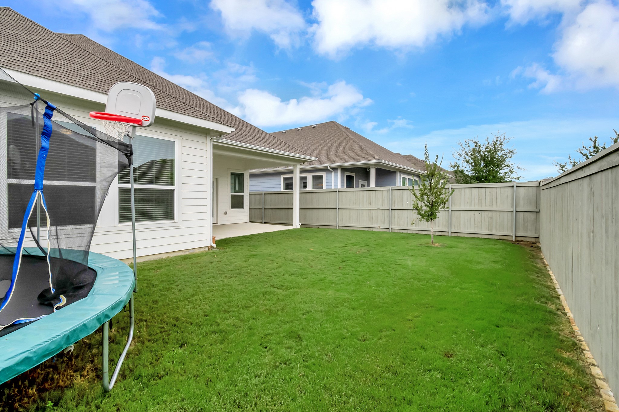 2425 Lazy Dog Lane