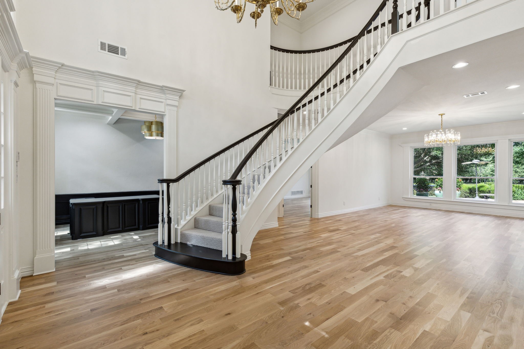 5101 Old Oak Lane