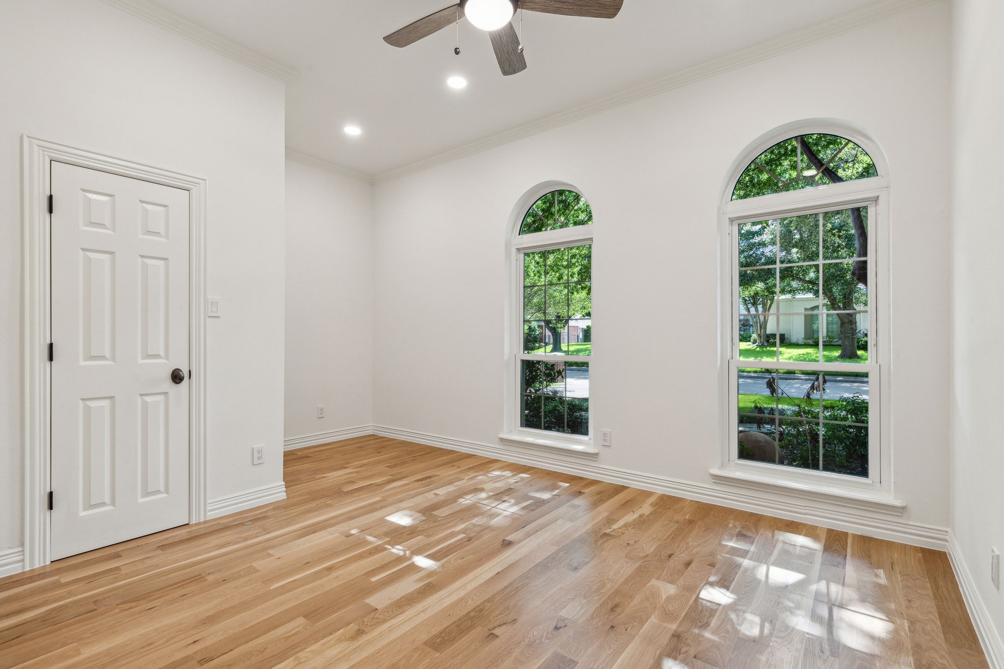 5101 Old Oak Lane