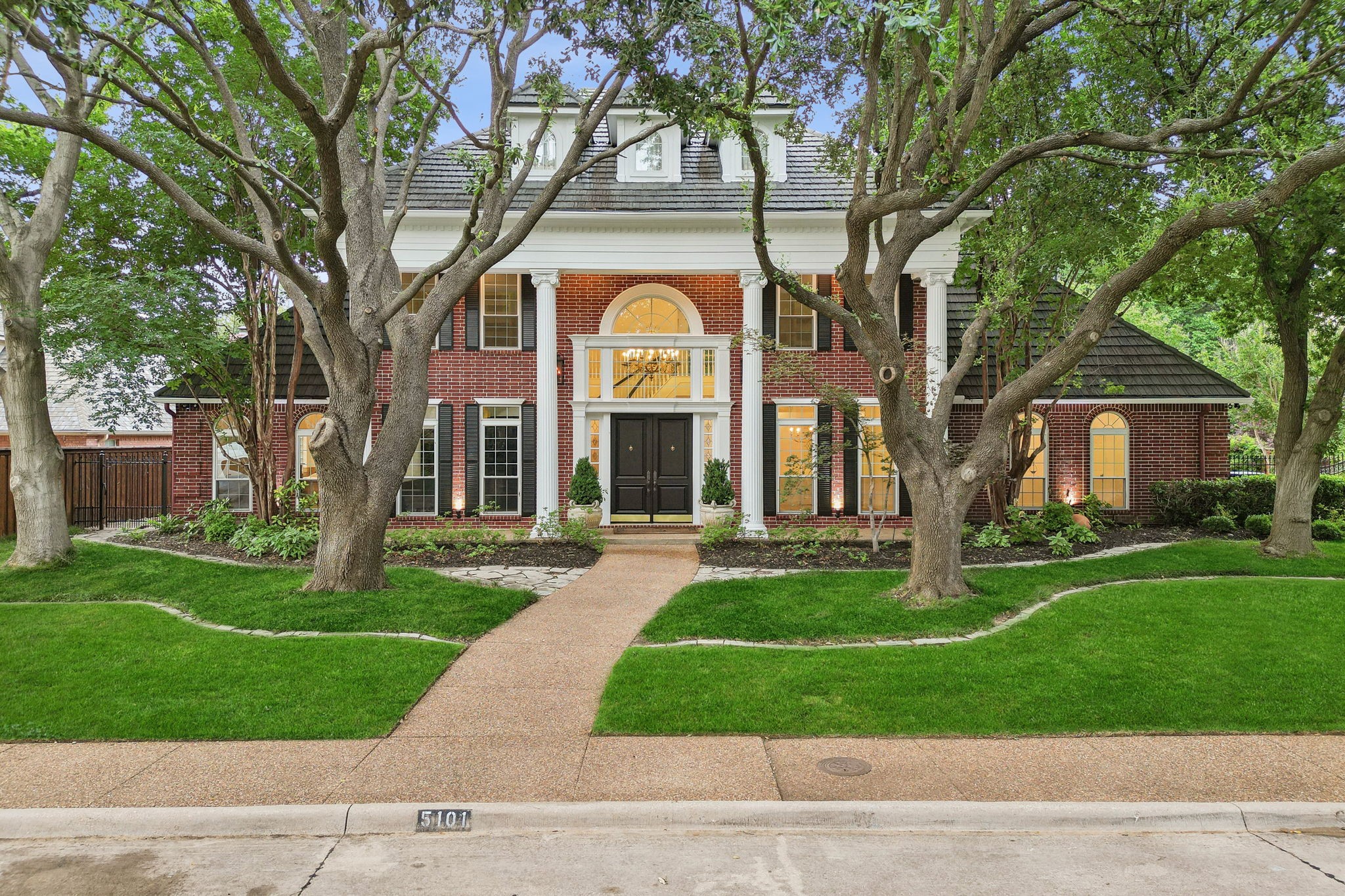 5101 Old Oak Lane
