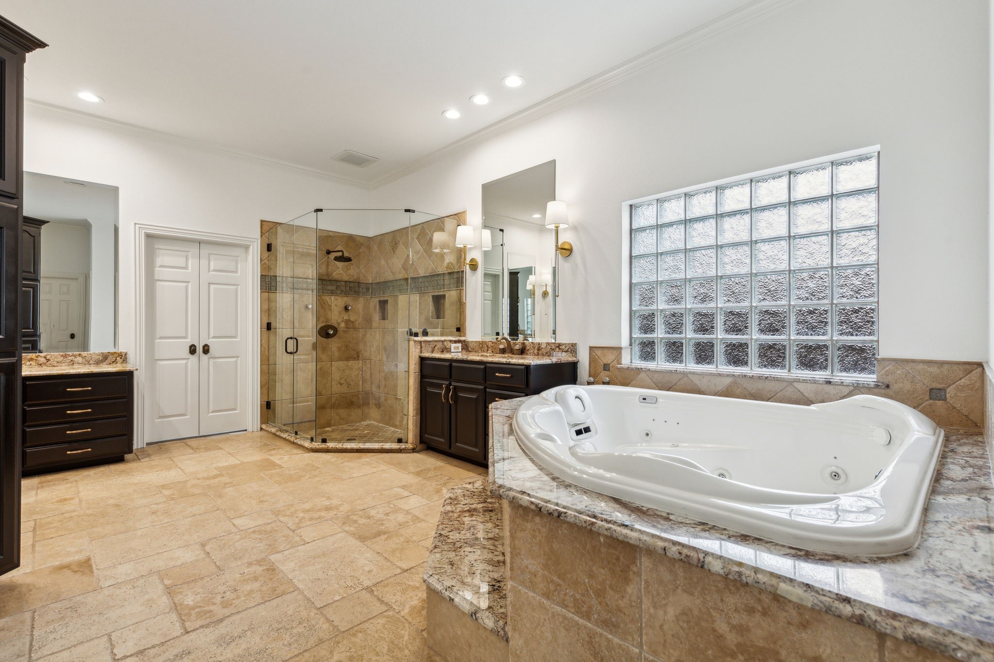 5101 Old Oak Lane