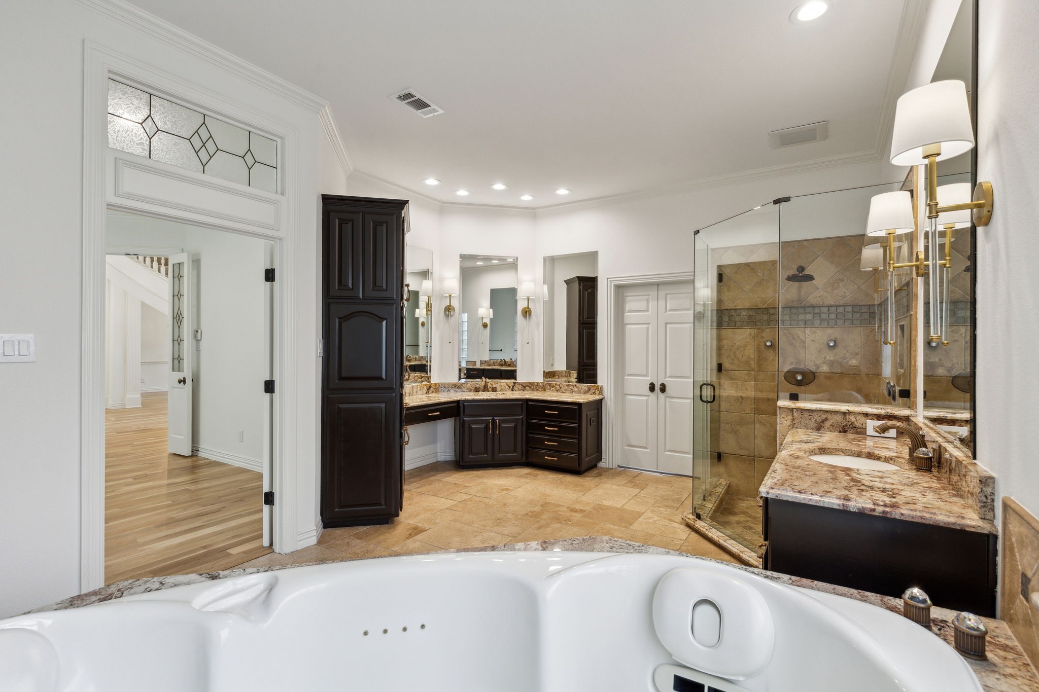 5101 Old Oak Lane