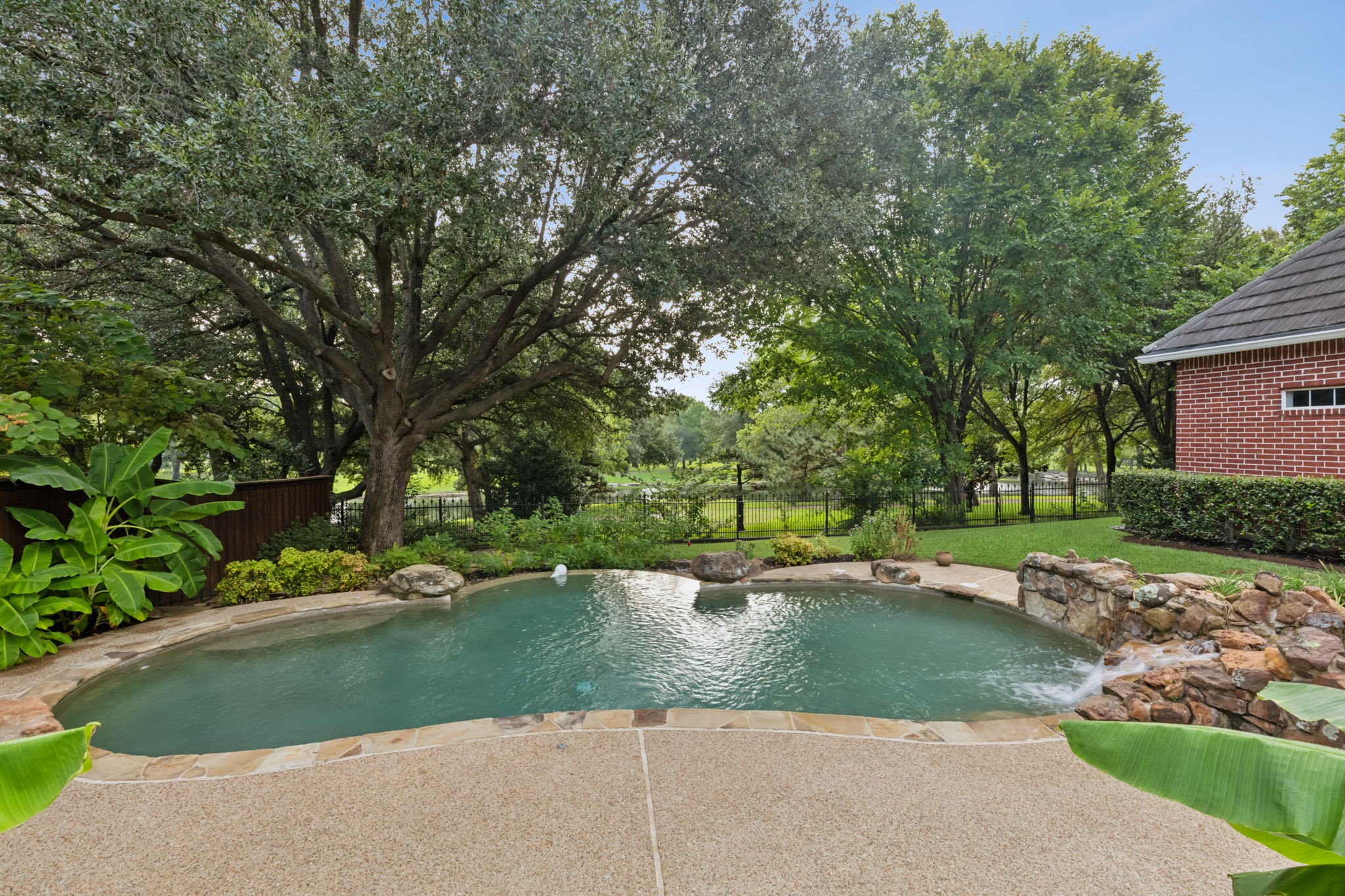 5101 Old Oak Lane