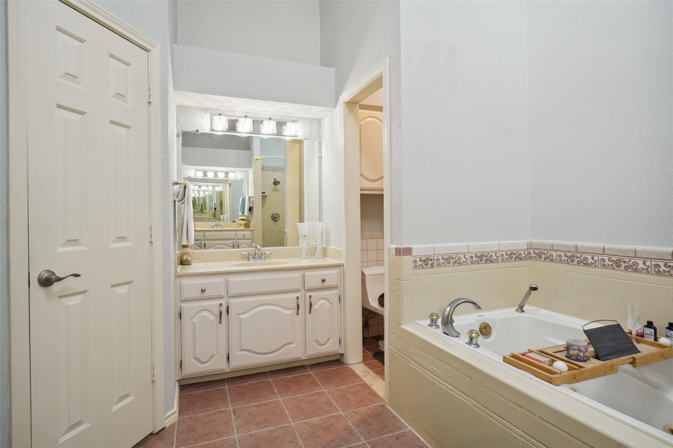 1404 Chesterfield Drive