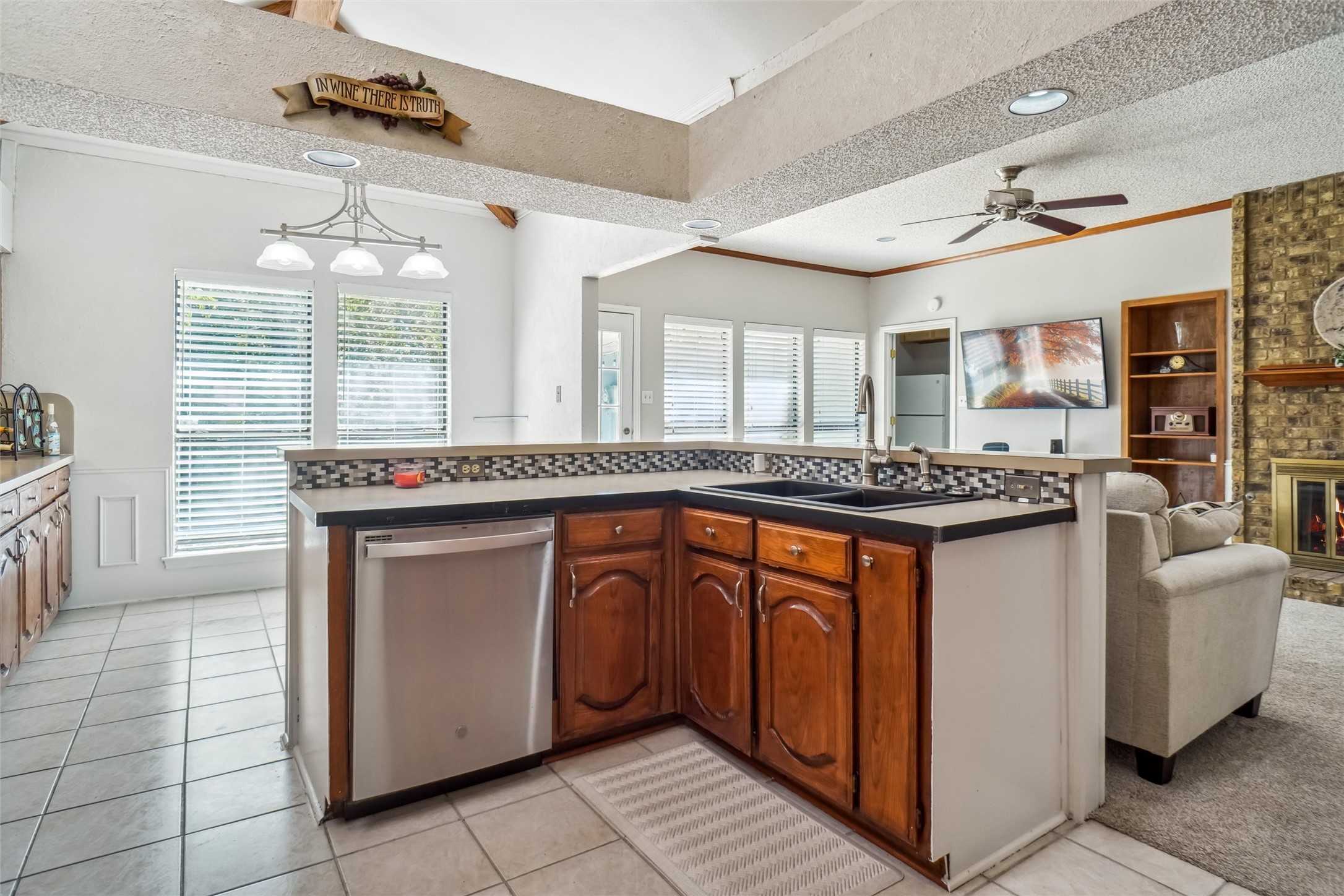 1404 Chesterfield Drive