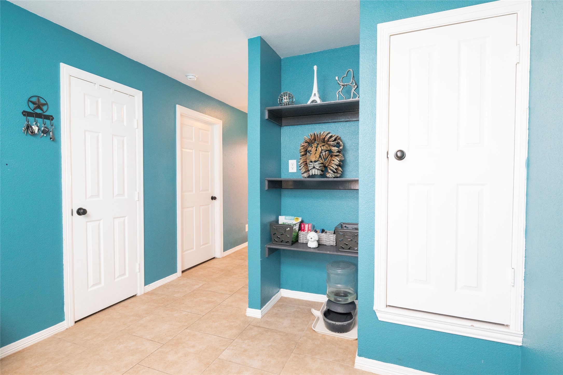 395 Conestoga Trail