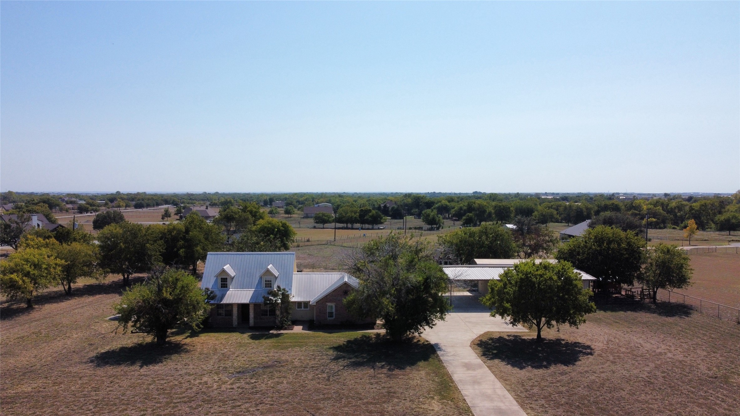 395 Conestoga Trail