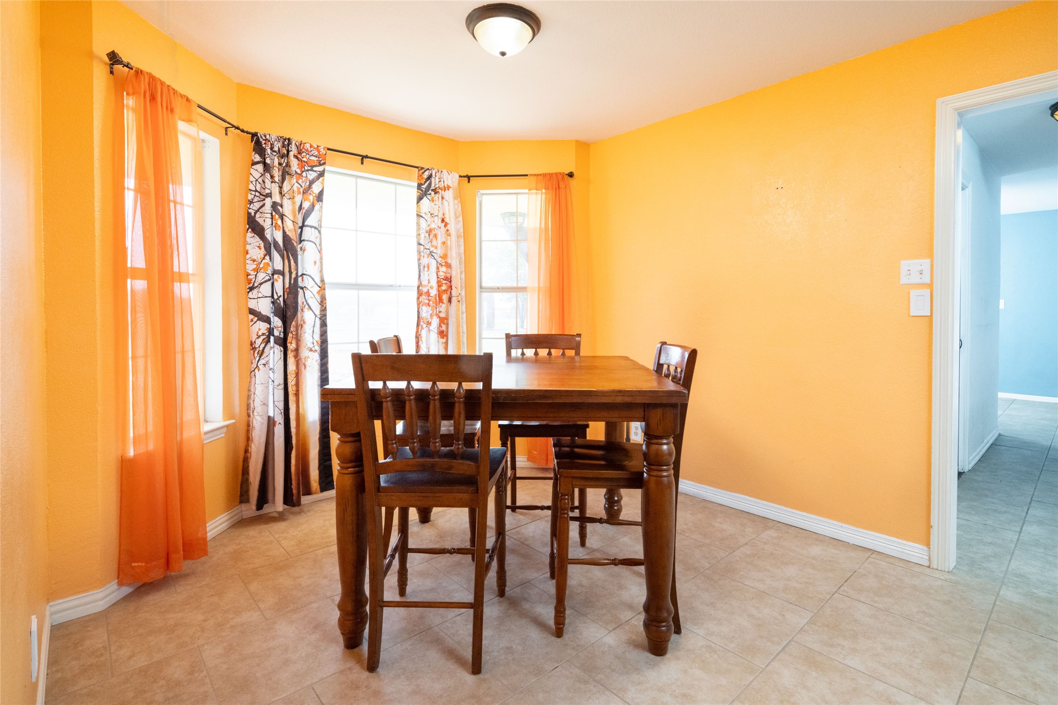 395 Conestoga Trail