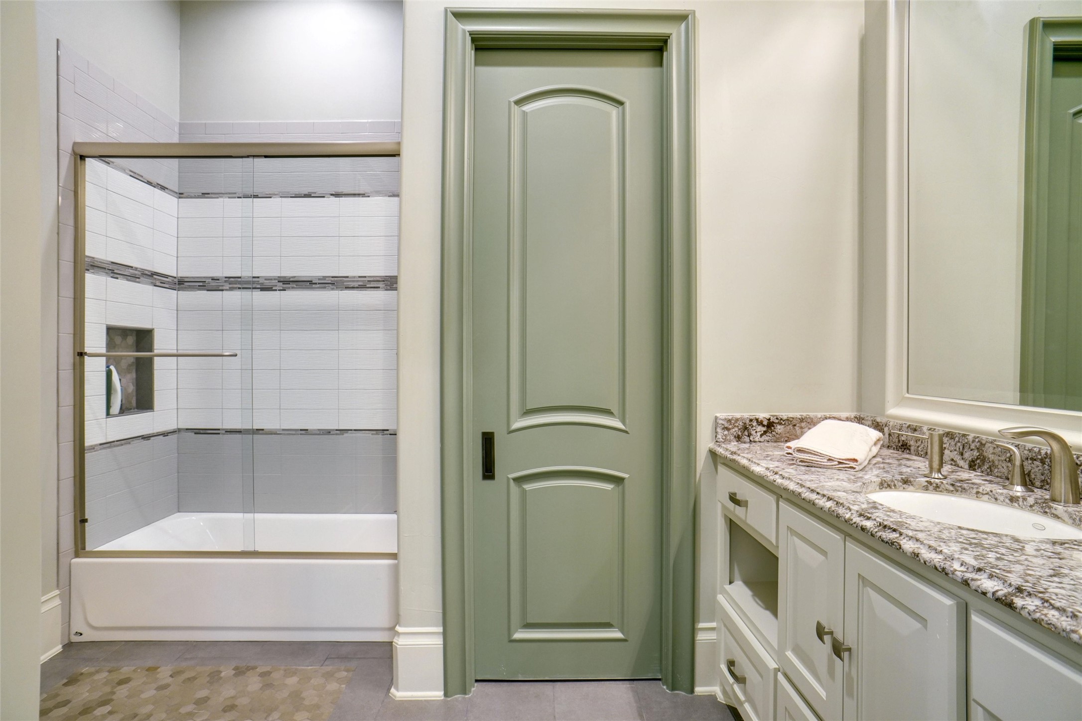 2009 E Highland Street