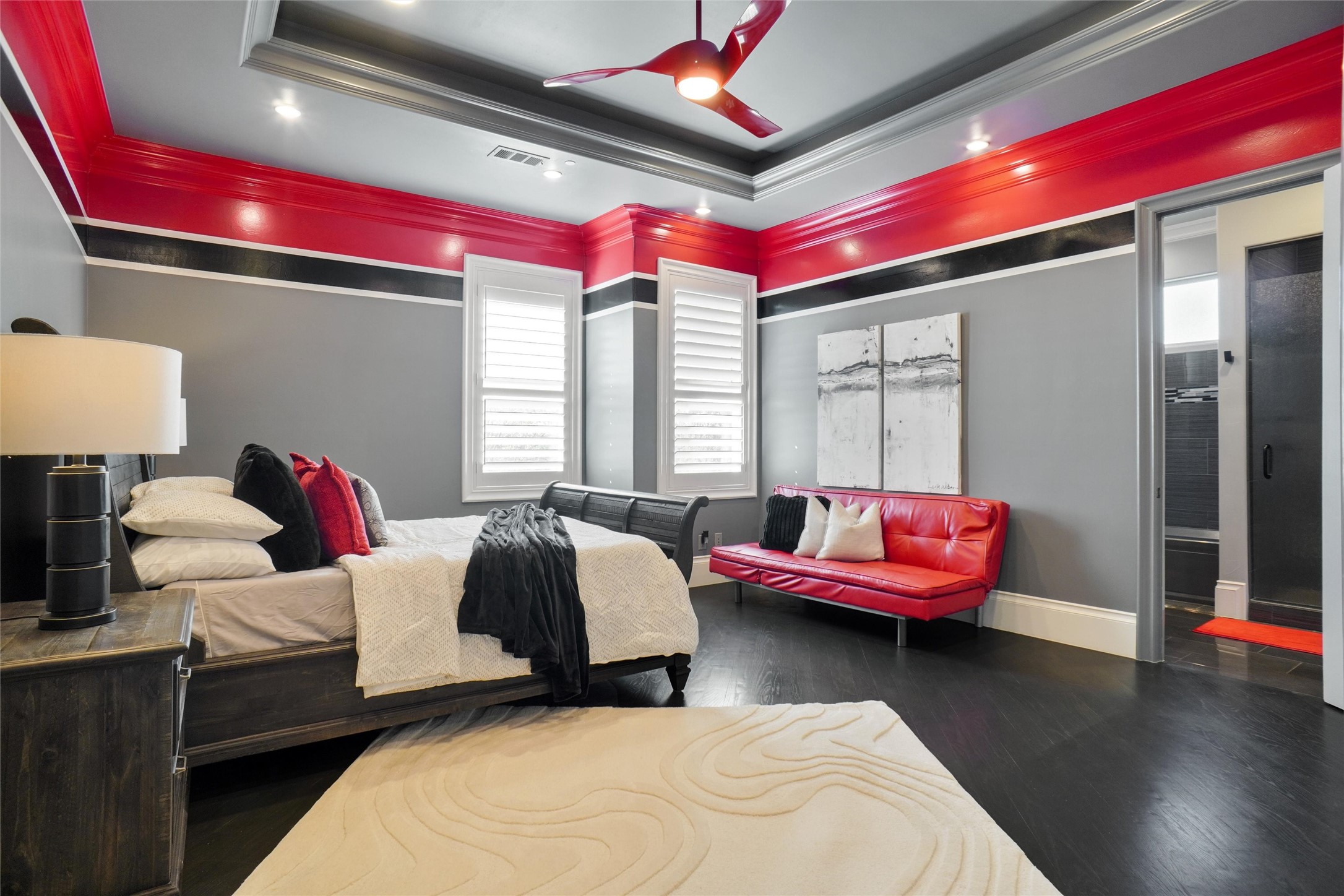 2009 E Highland Street