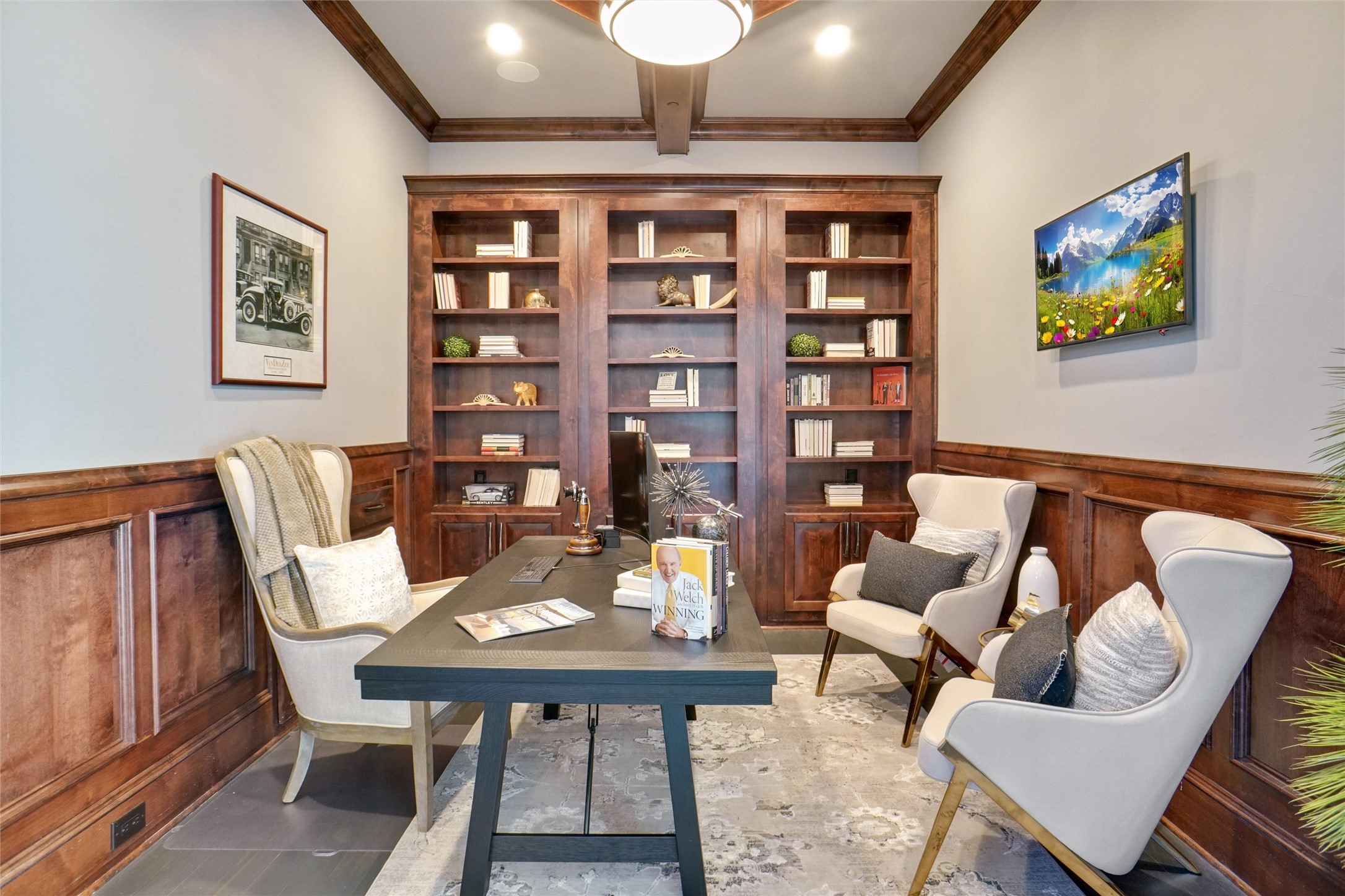 2009 E Highland Street