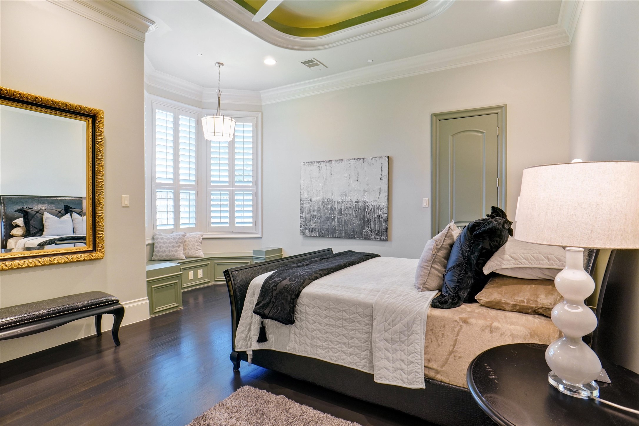 2009 E Highland Street