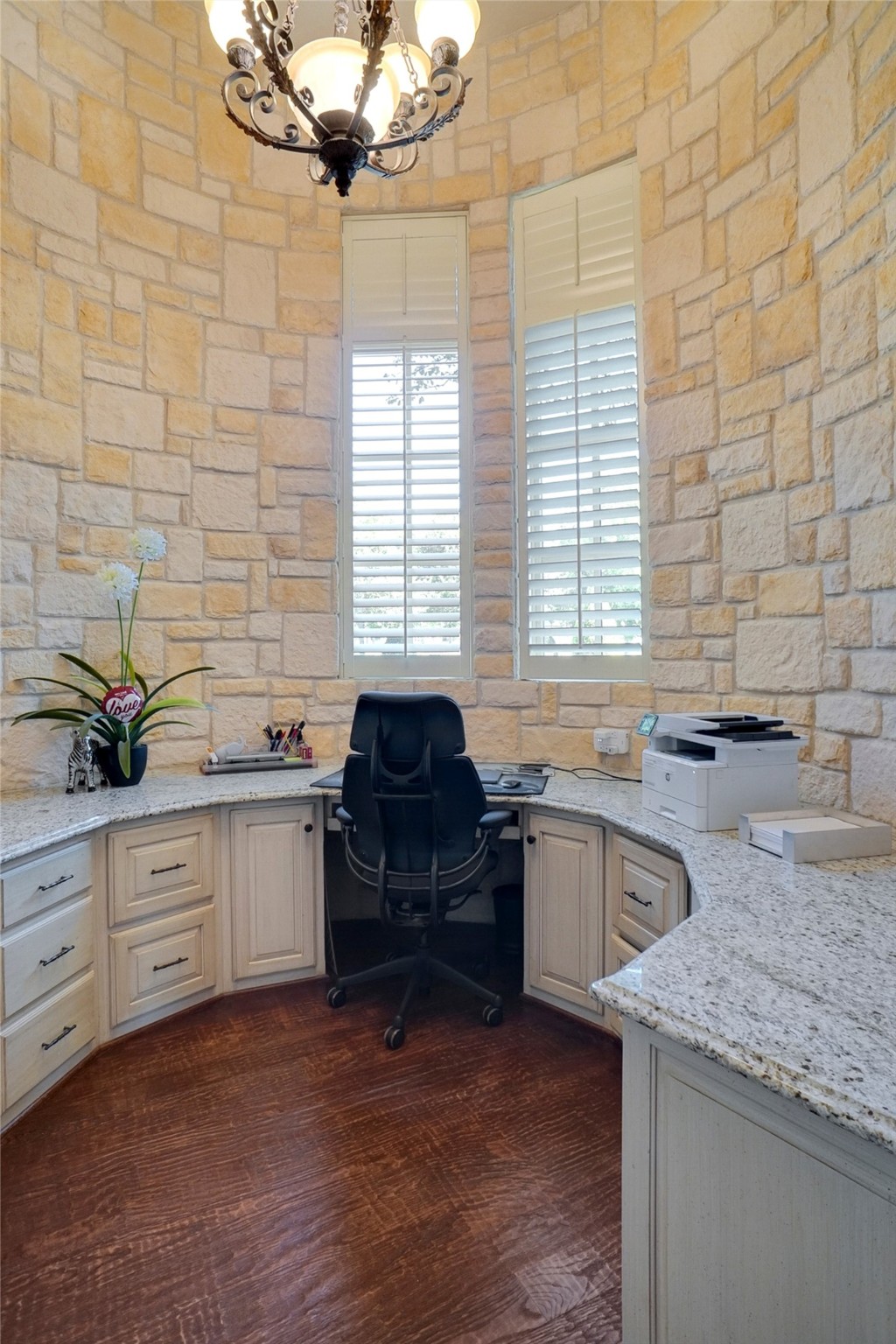 5905 Giverny