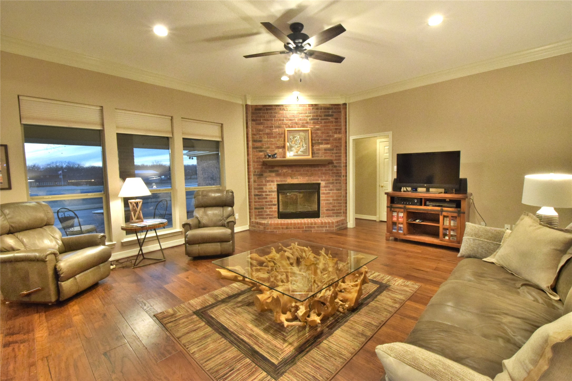 9636 Air Park Drive