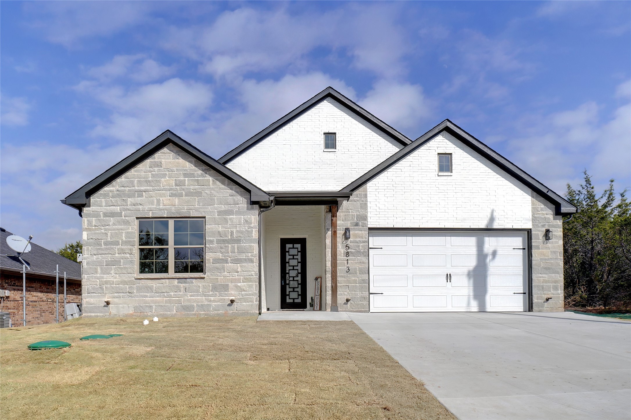 5813 Stonegate Circle