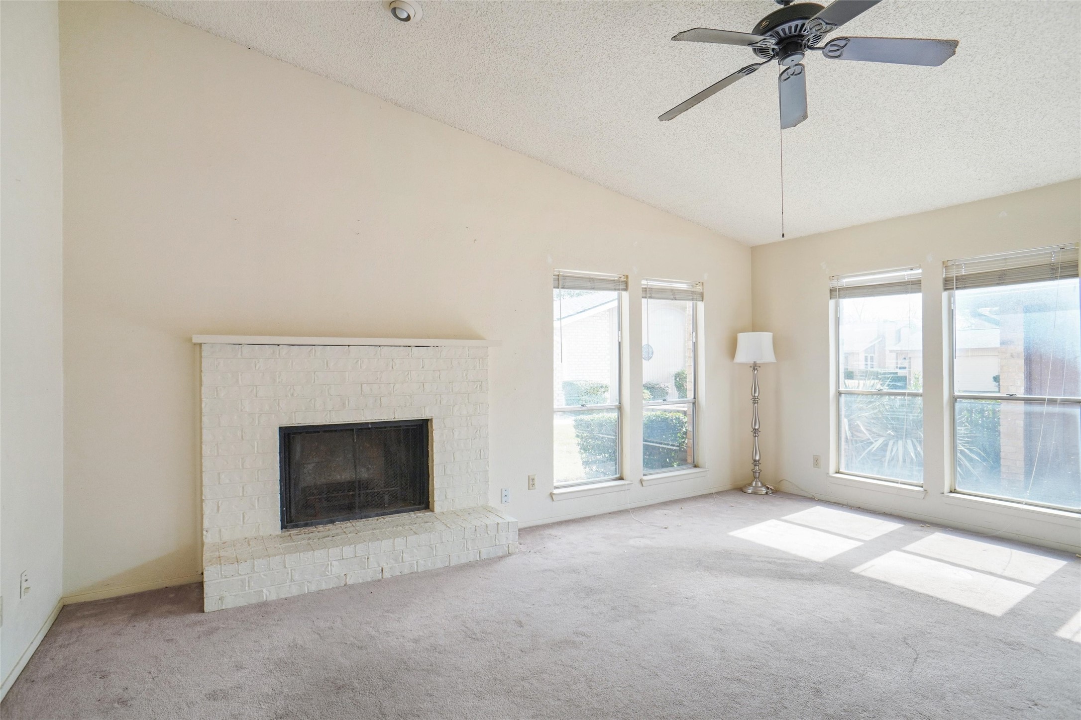 905 Shady Creek Lane