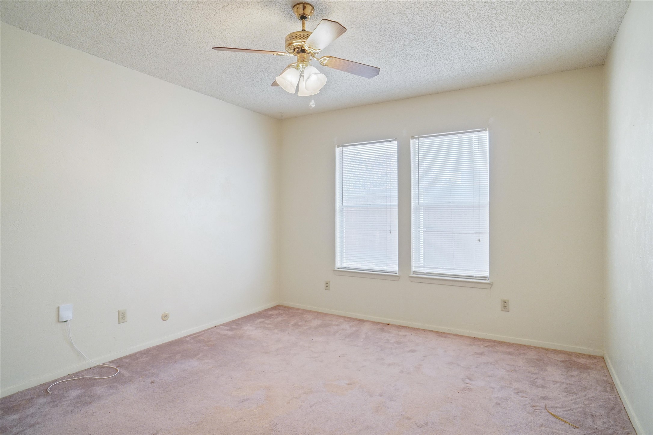 905 Shady Creek Lane