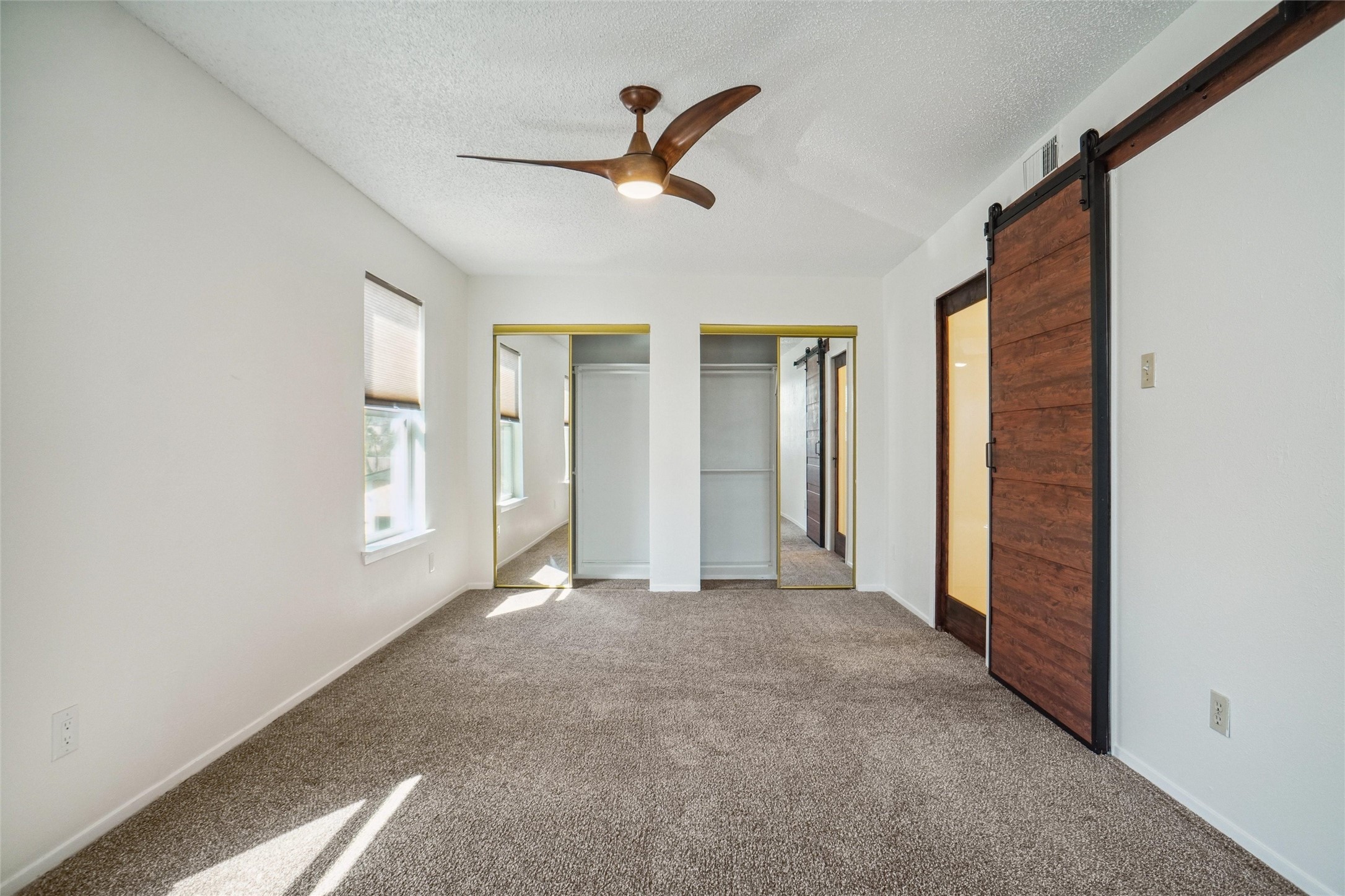 1401 Greentree Lane