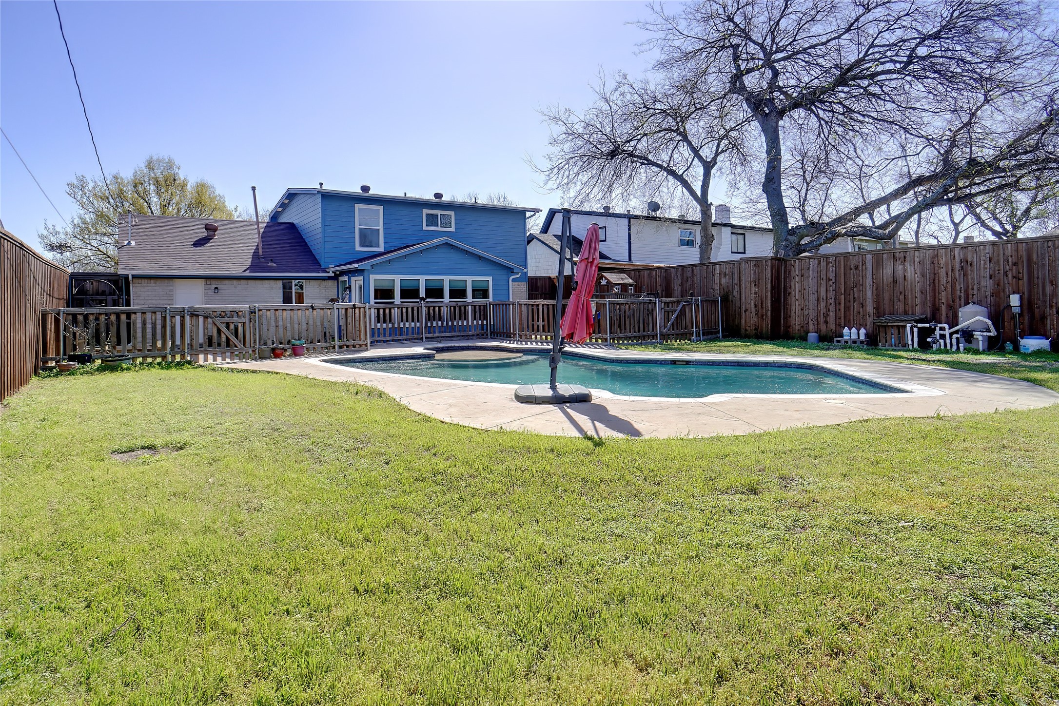 1401 Greentree Lane