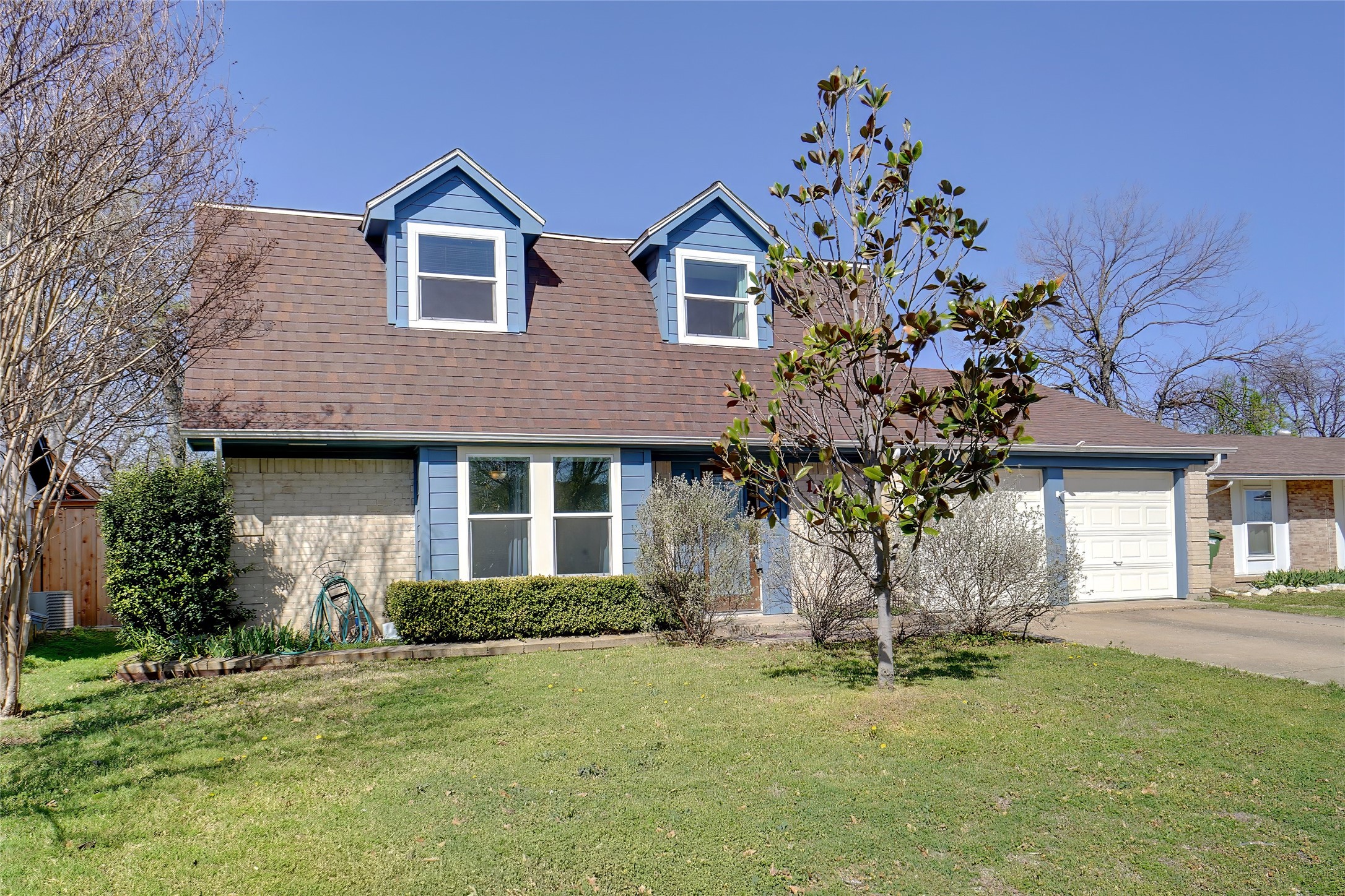 1401 Greentree Lane
