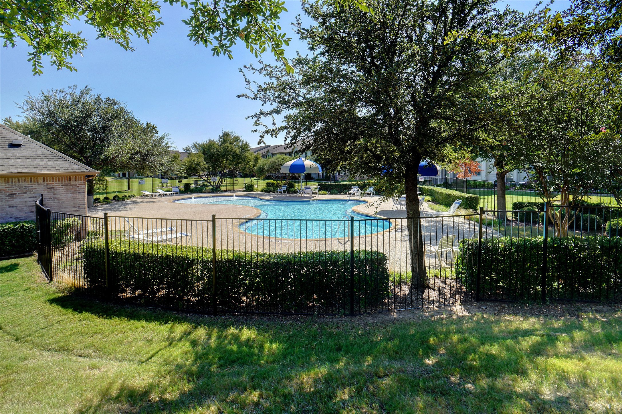 6836 Pascal Way