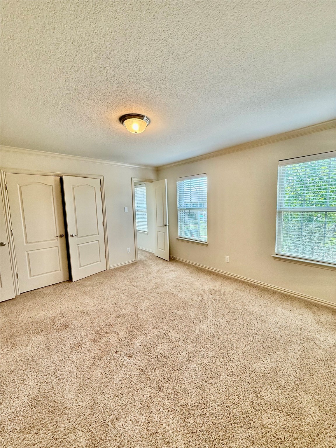 6836 Pascal Way