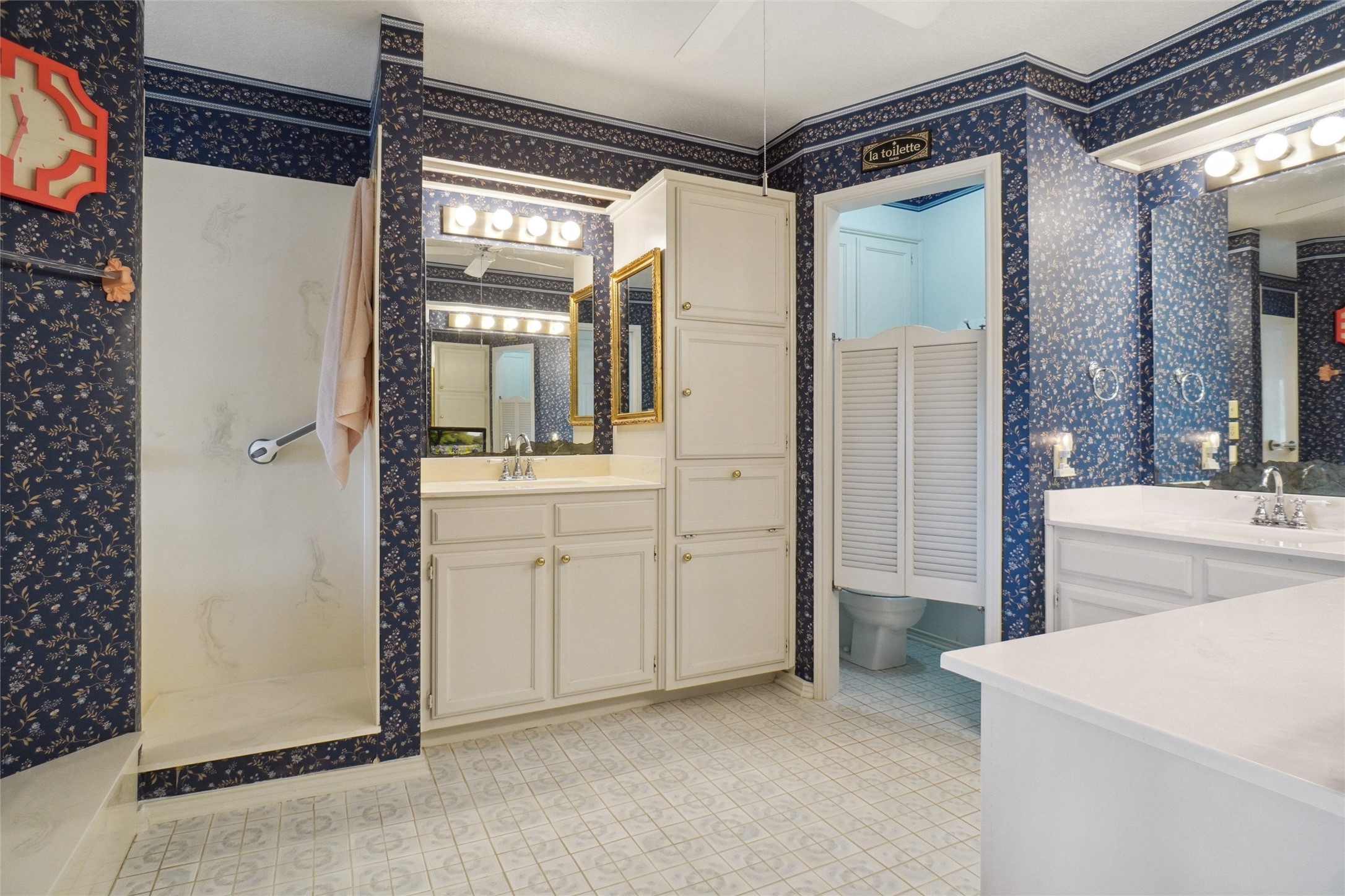 169 Private Road 4611