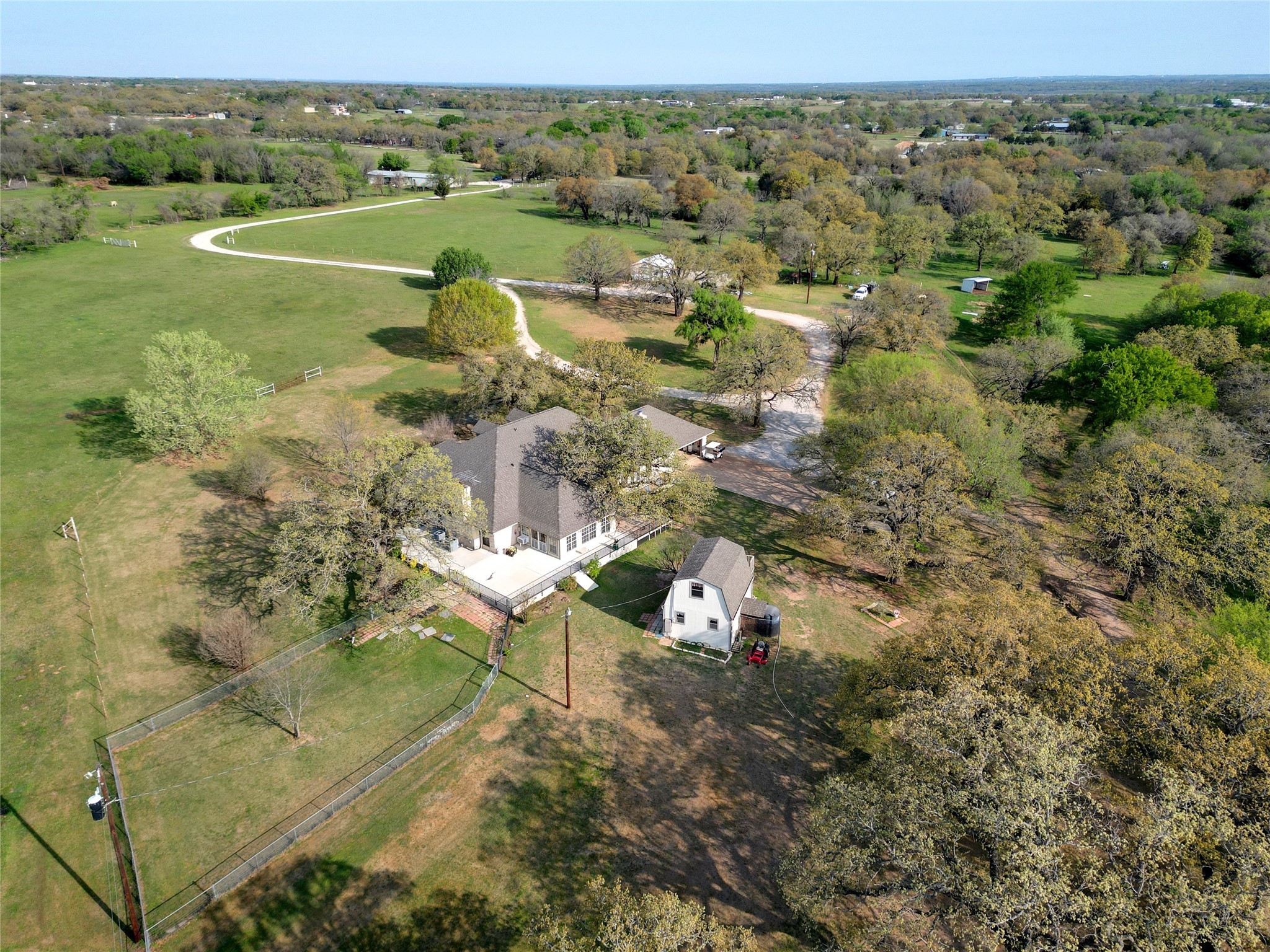 169 Private Road 4611