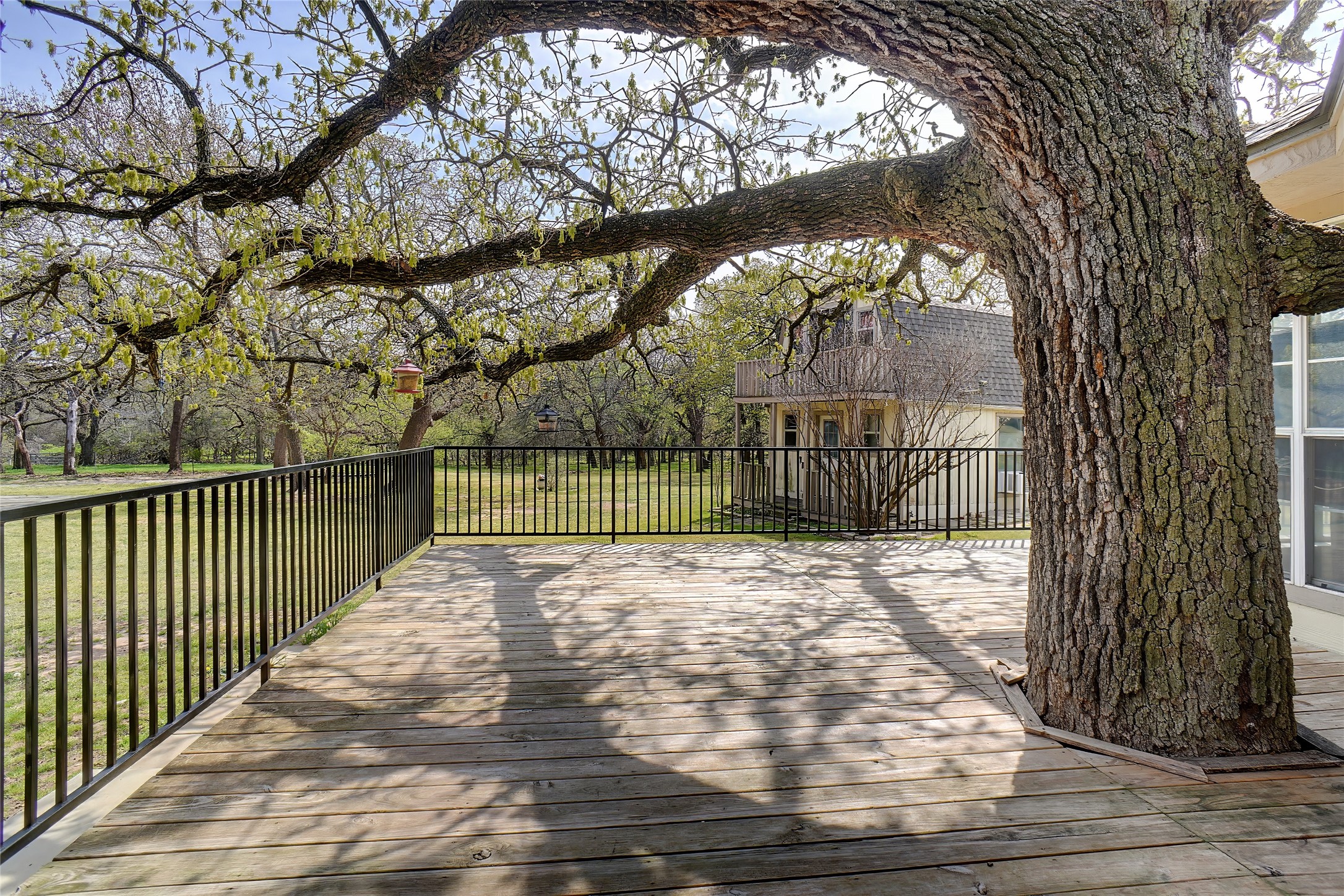 169 Private Road 4611